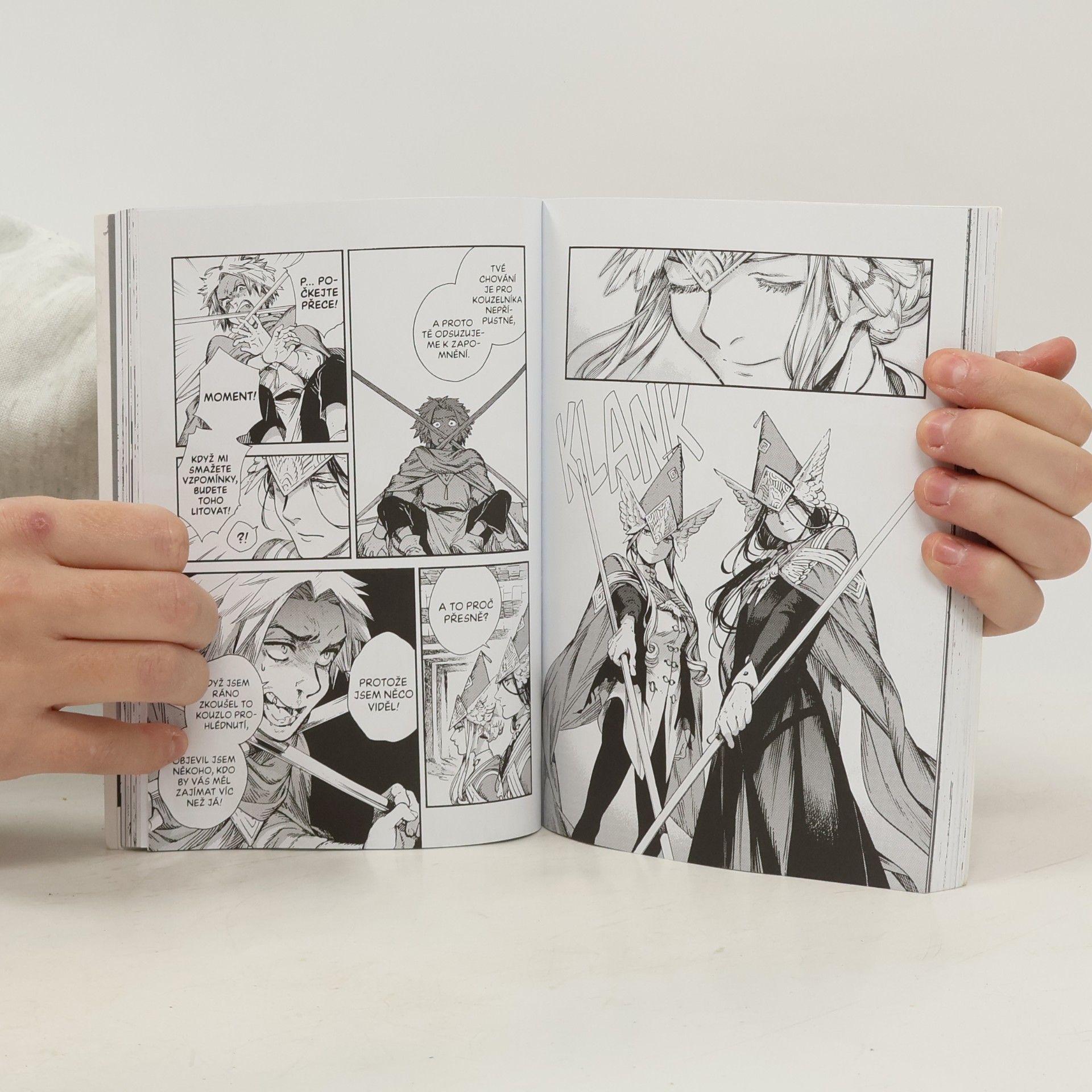 Kamome Shirahama Ateliér špičatých klobouků 9