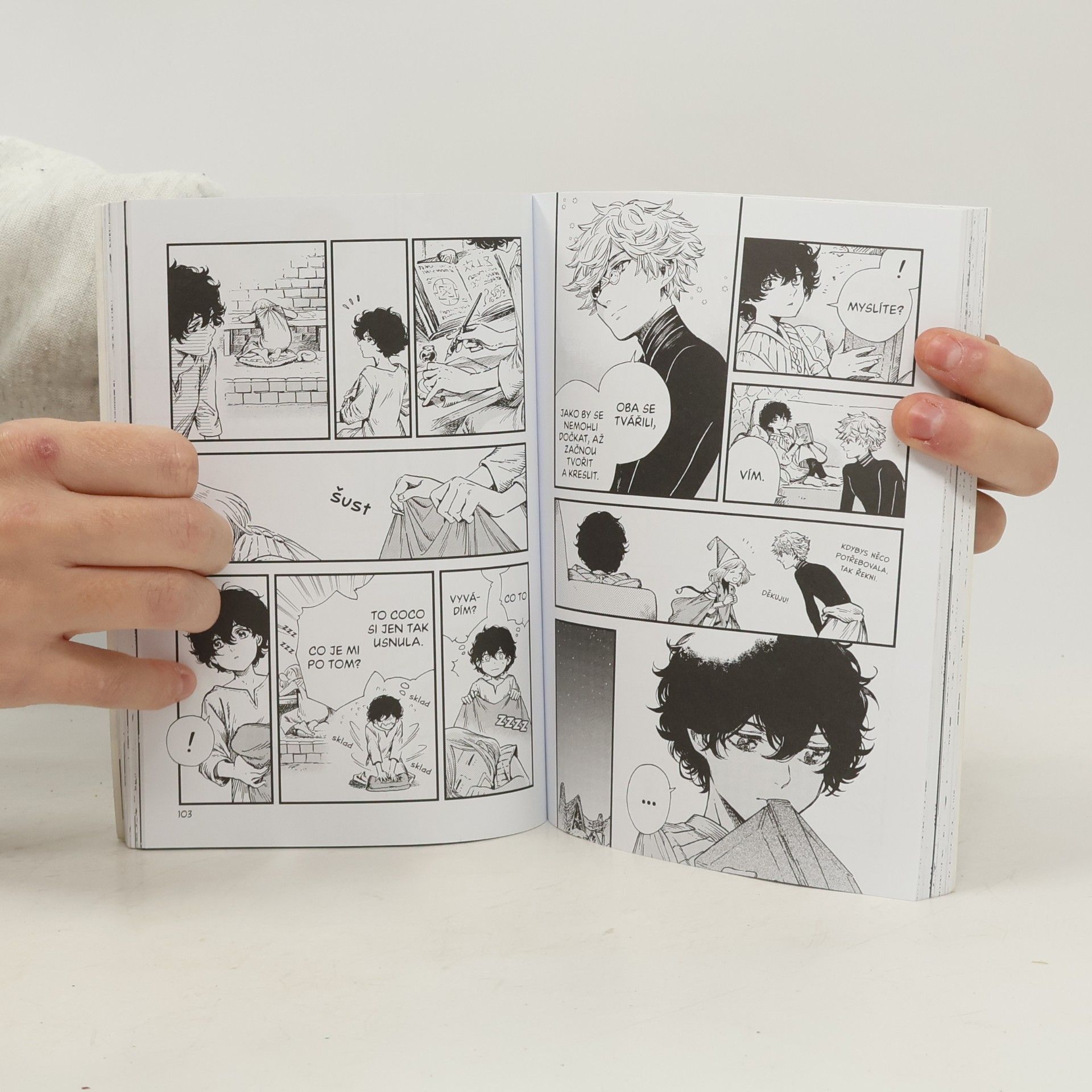 Kamome Shirahama Ateliér špičatých klobouků 8