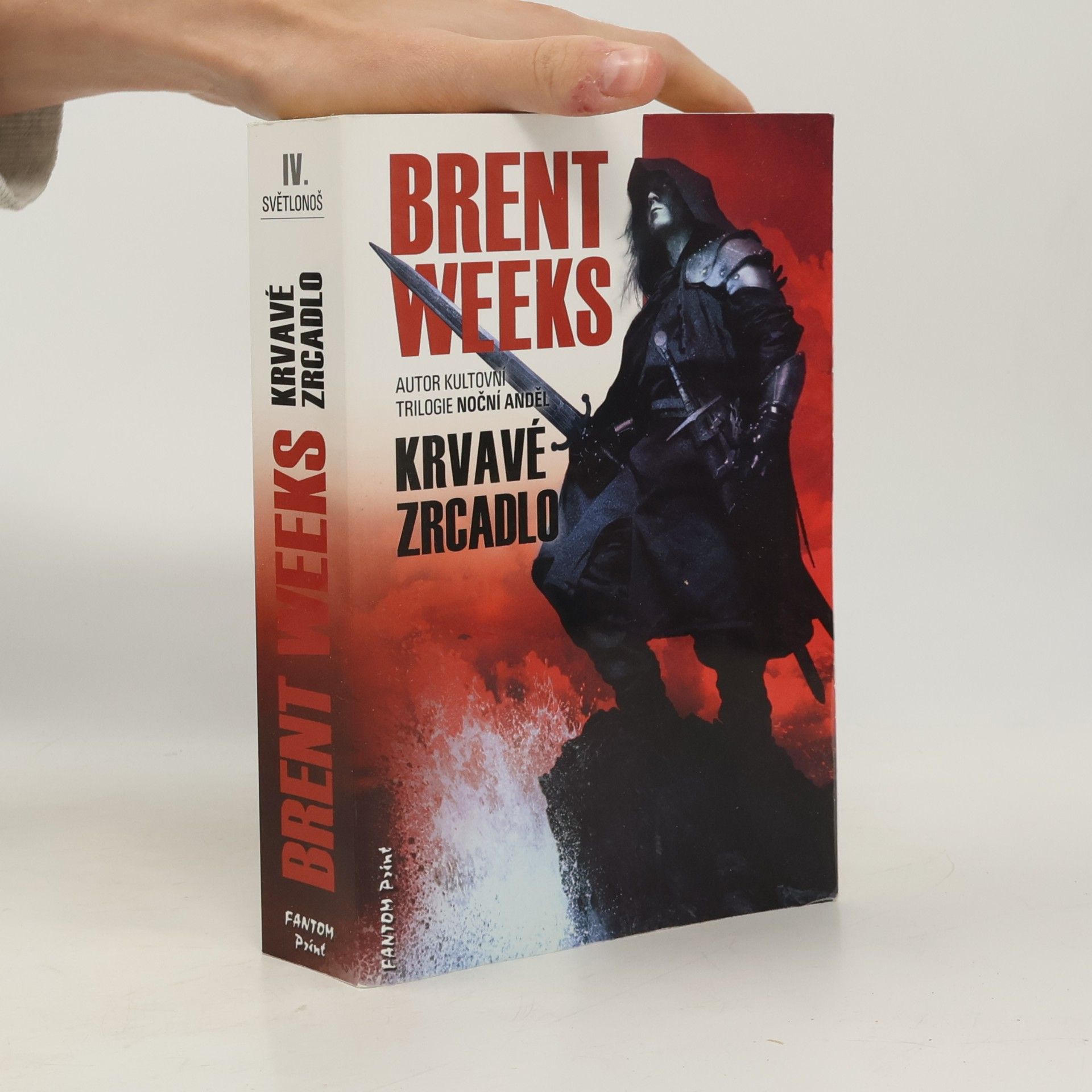 Brent Weeks Krvavé zrcadlo