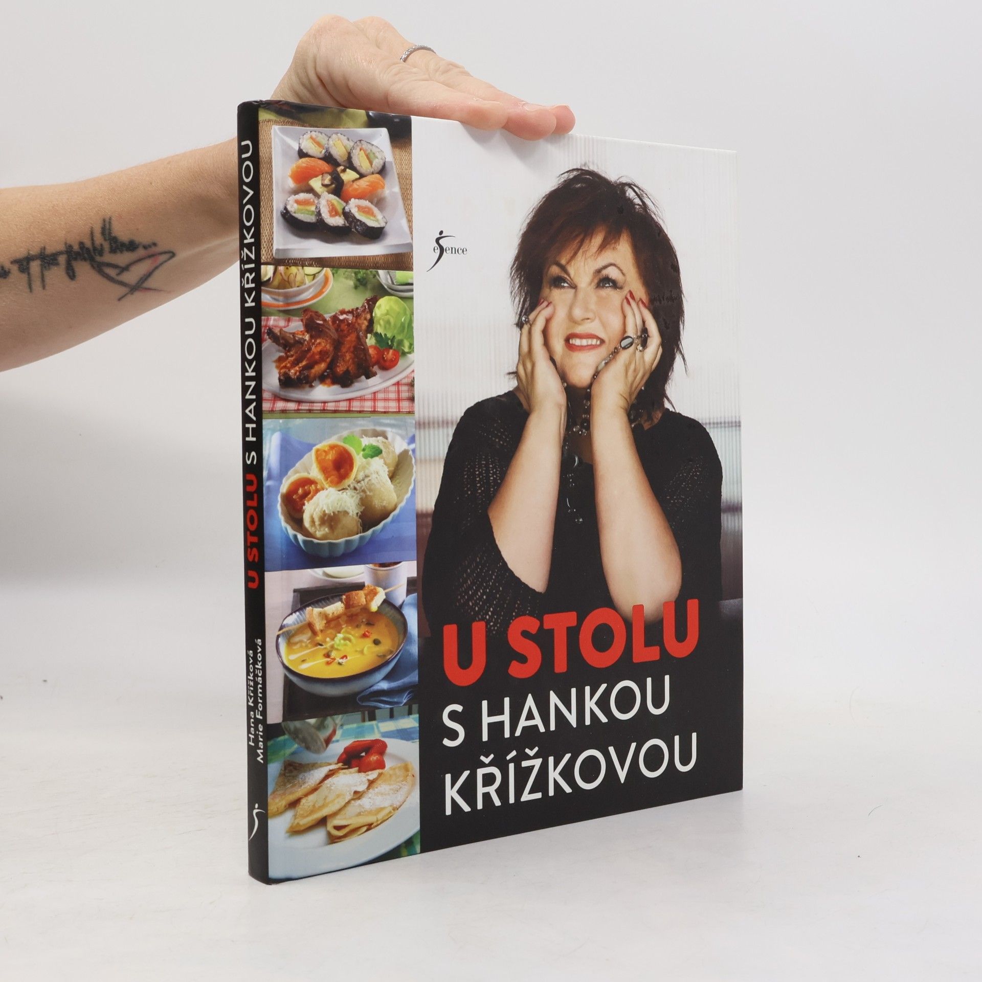 Hana Křížková U stolu s Hankou Křížkovou
