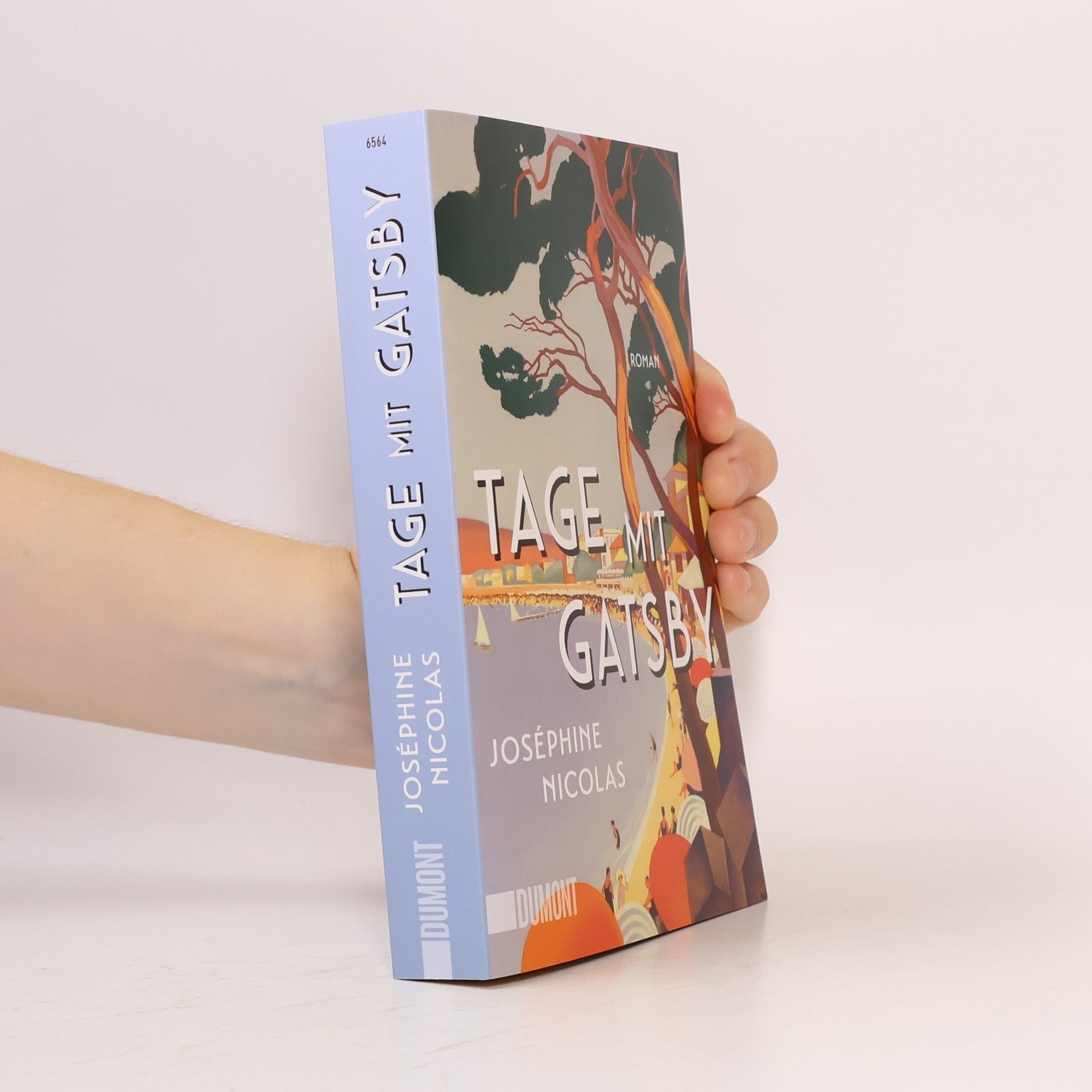Joséphine Nicolas Tage mit Gatsby