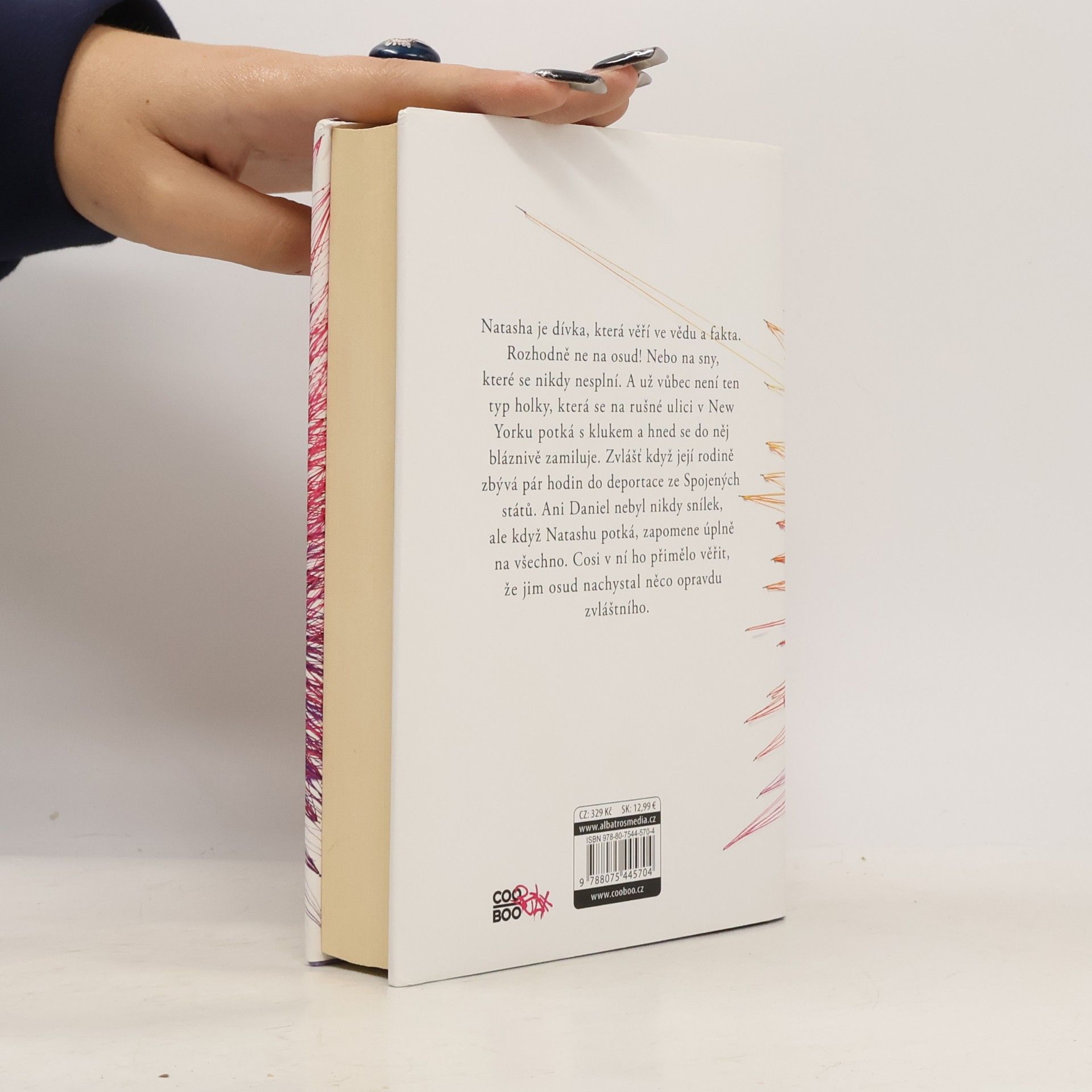 Nicola Yoon Slunce je také hvězda