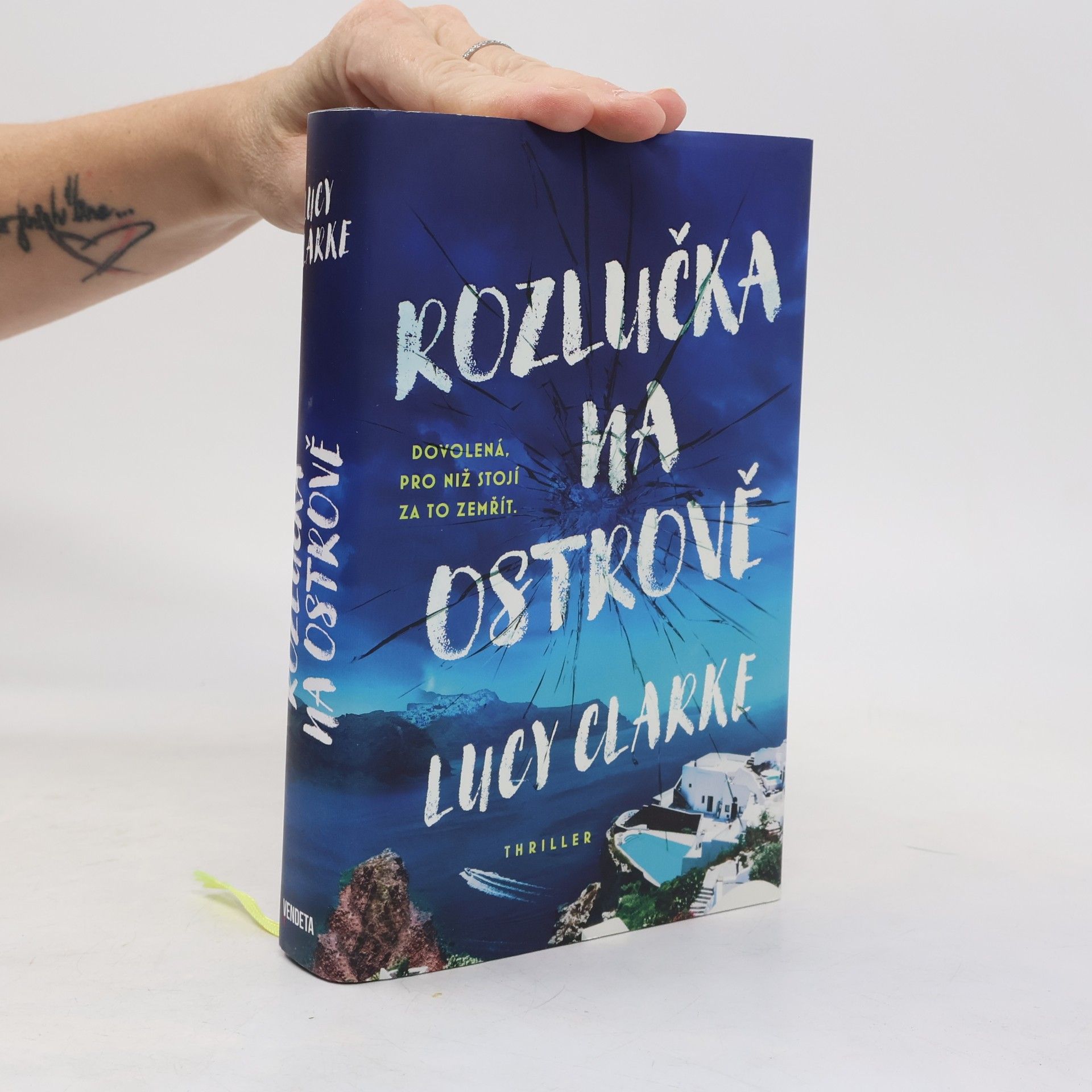 Lucy Clarke Rozlučka na ostrově