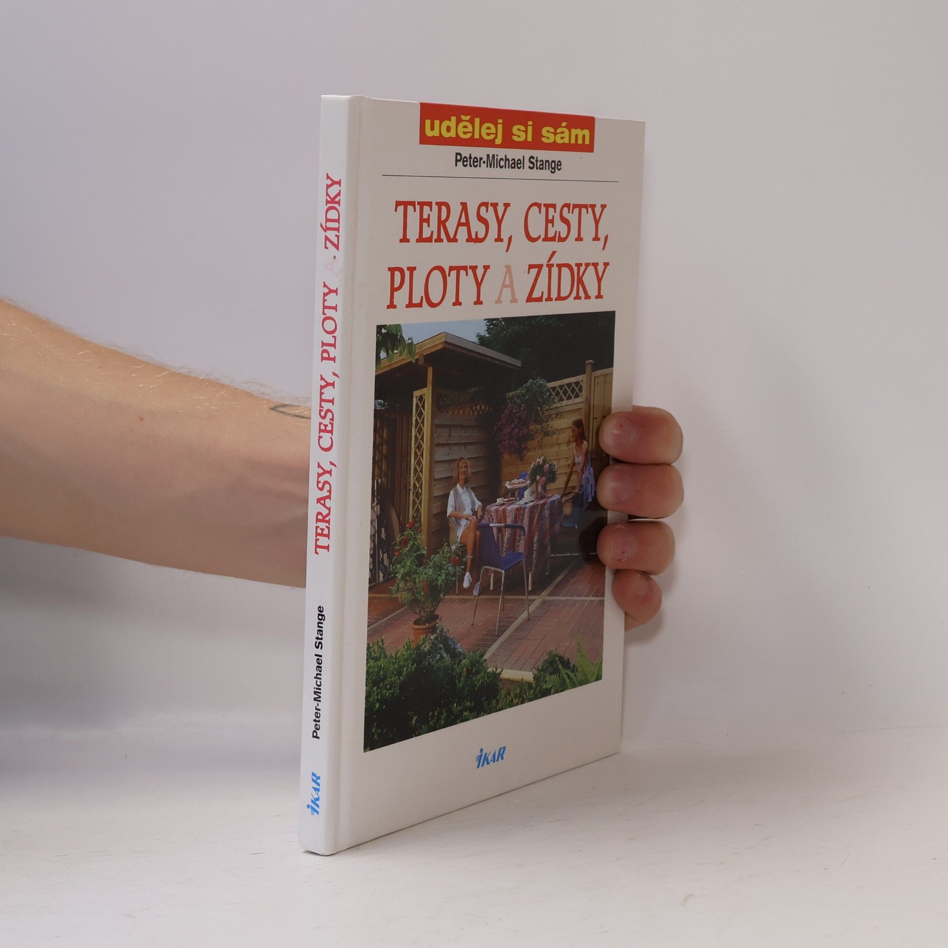 Peter Michael Stange Terasy, cesty, ploty a zídky