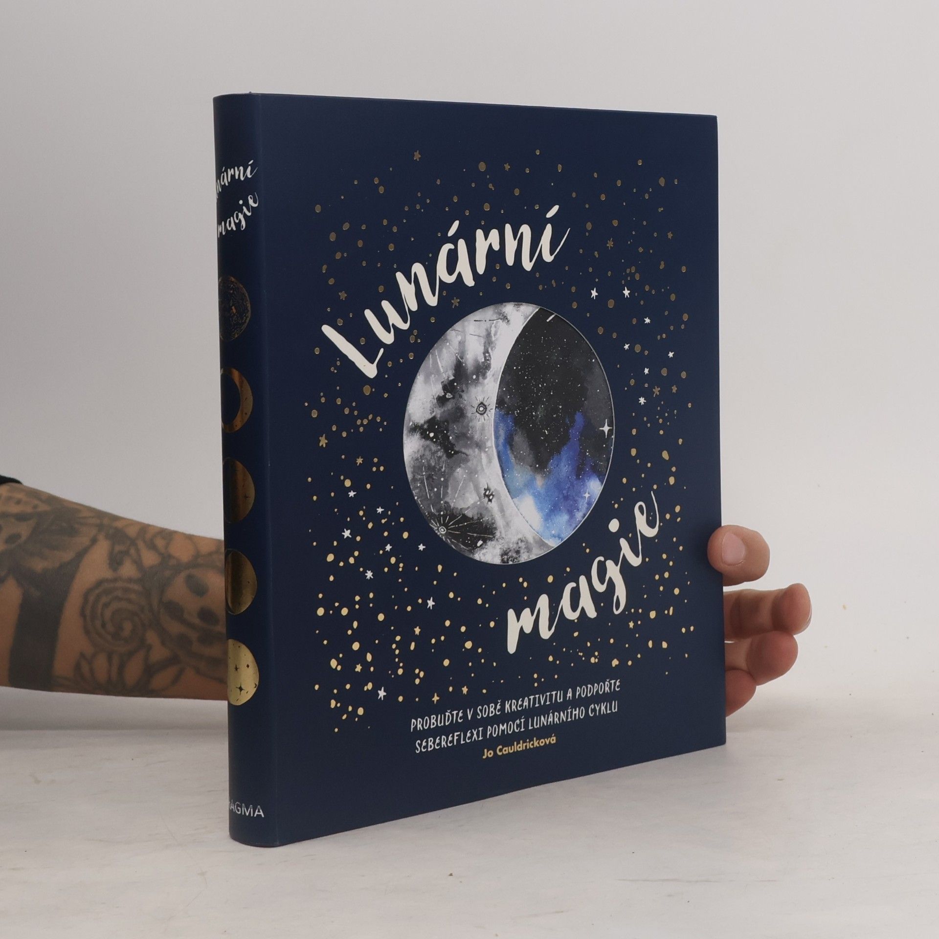 Jo Cauldrick Lunární magie