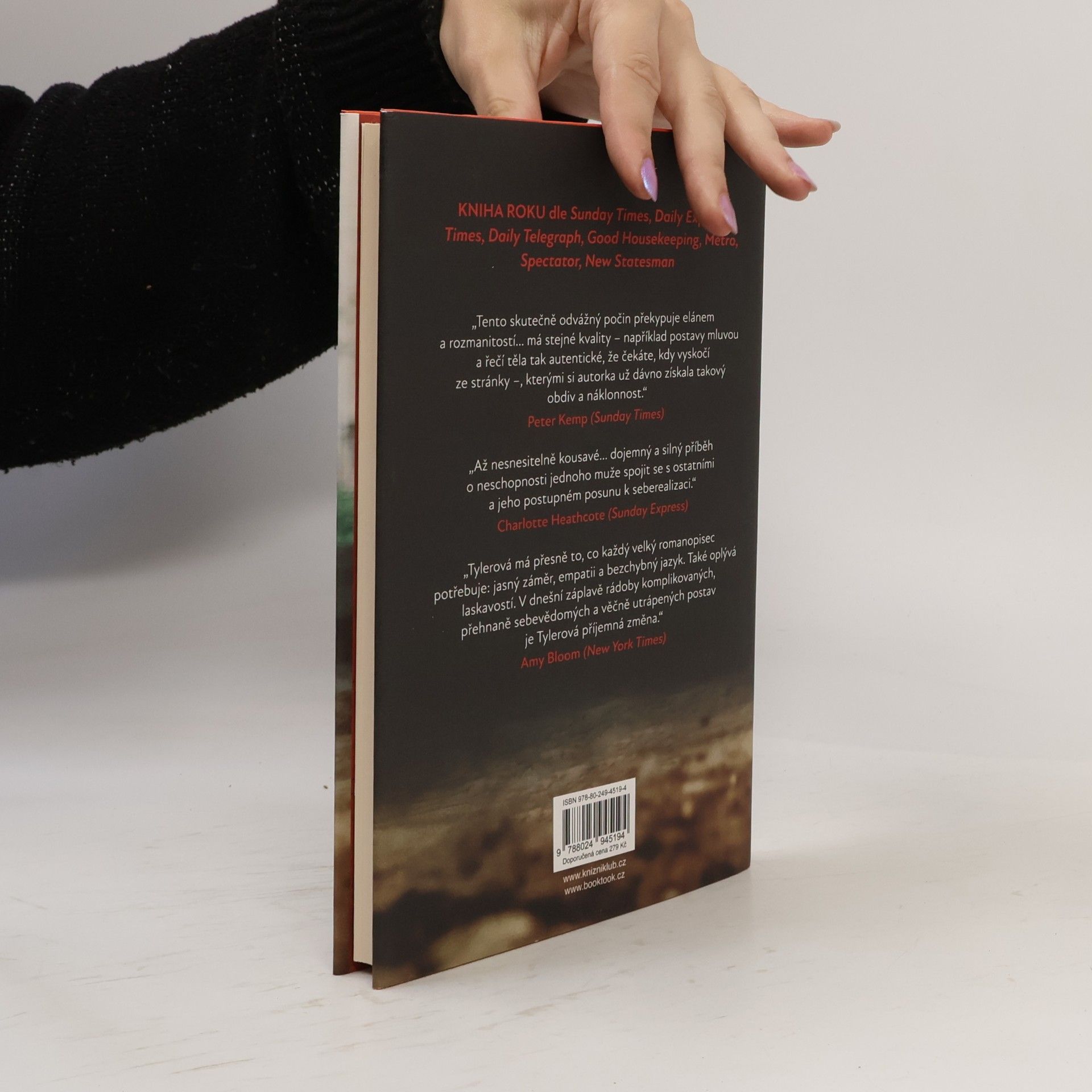 Anne Tyler Rusovláska u cesty