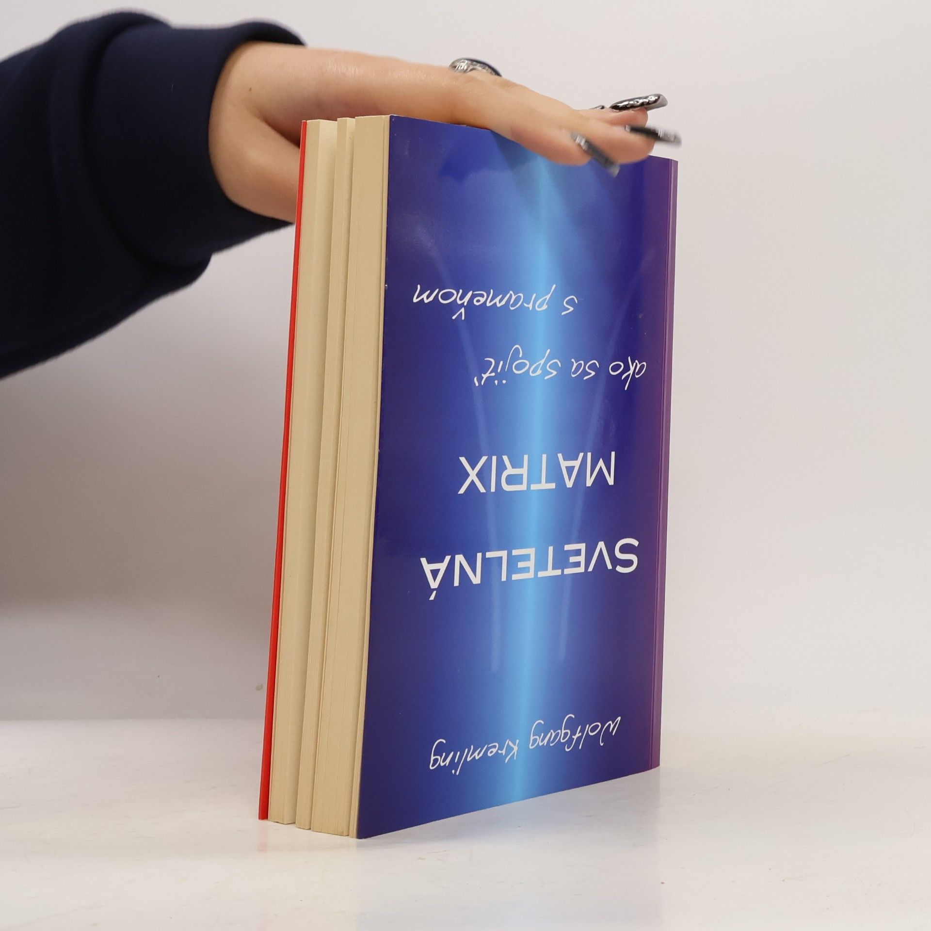 Wolfgang Kremling Svetelná Matrix. Z lásky k prameňu