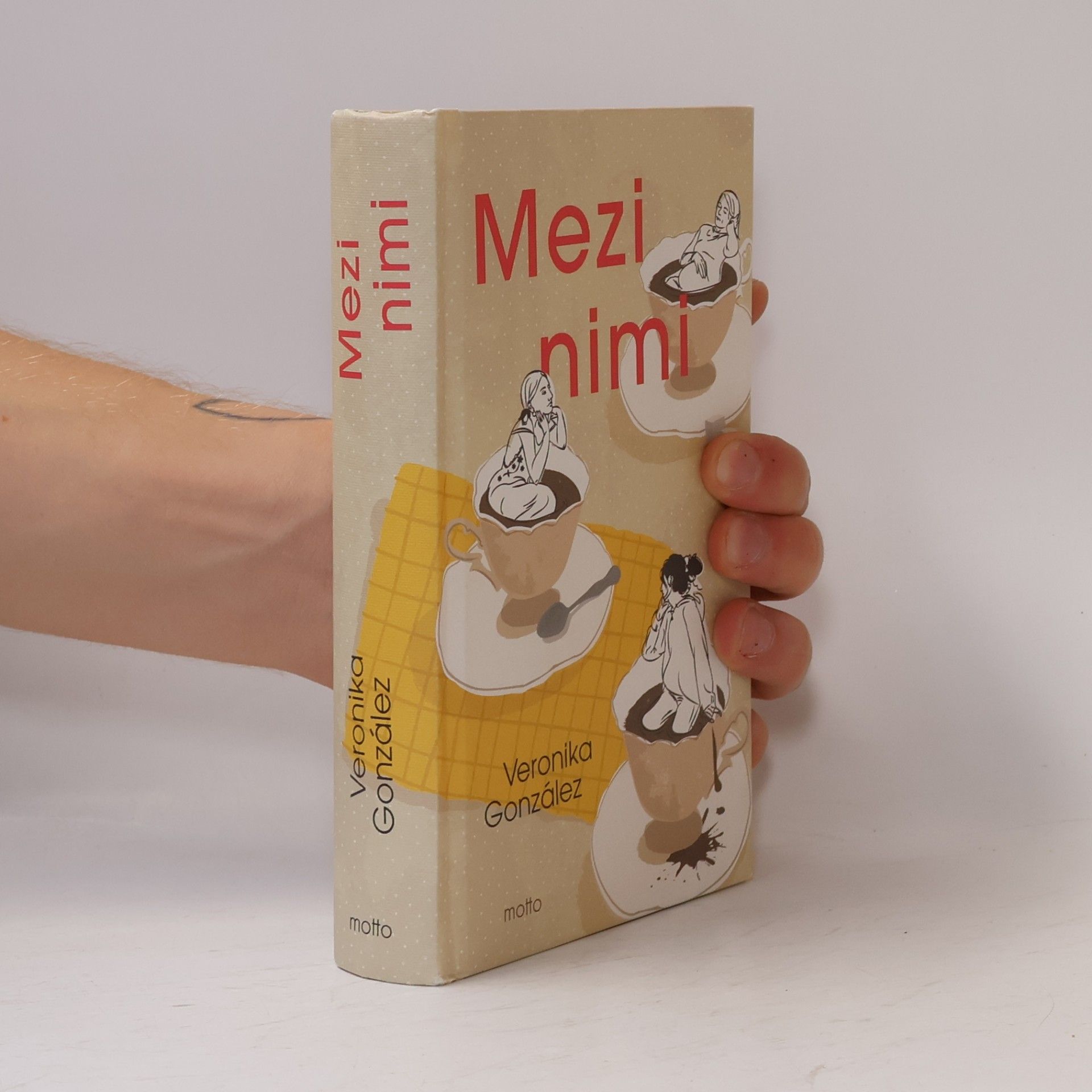 Veronika González Mezi nimi
