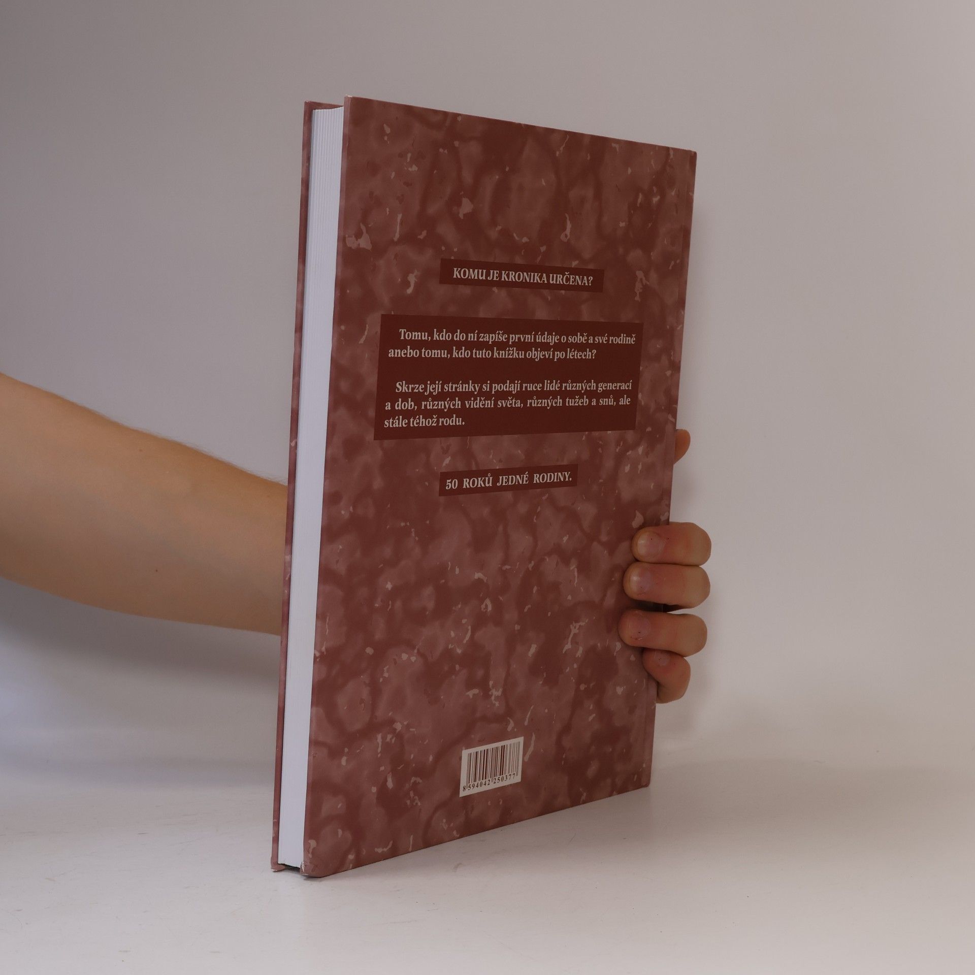 Collectif d'auteurs Rodinná kronika