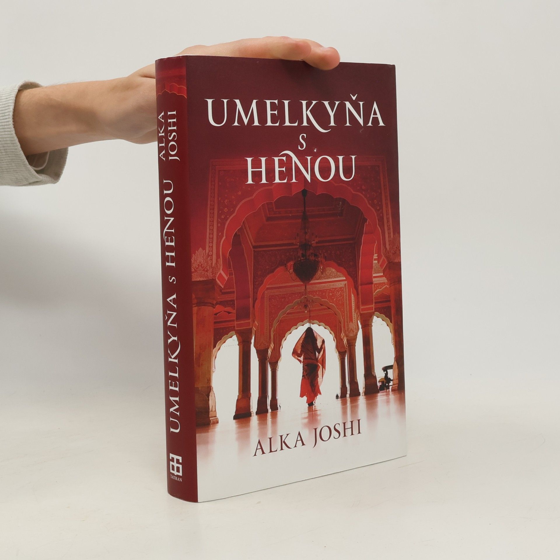 Alka Joshi Umelkyňa s henou