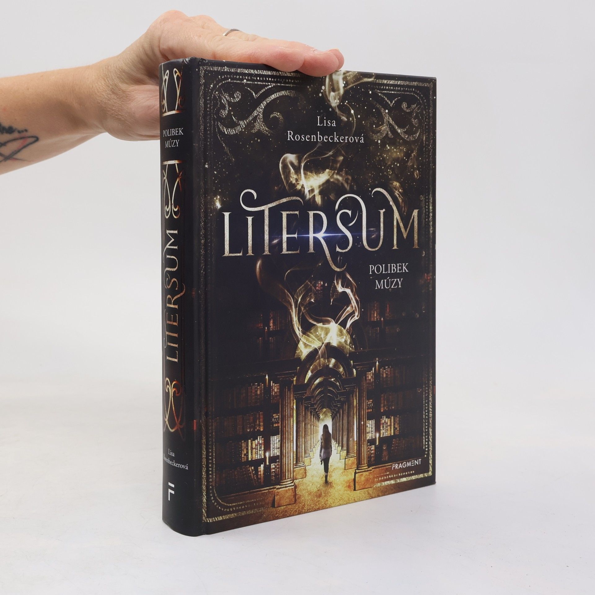 Lisa Rosenbecker Litersum. Polibek múzy.