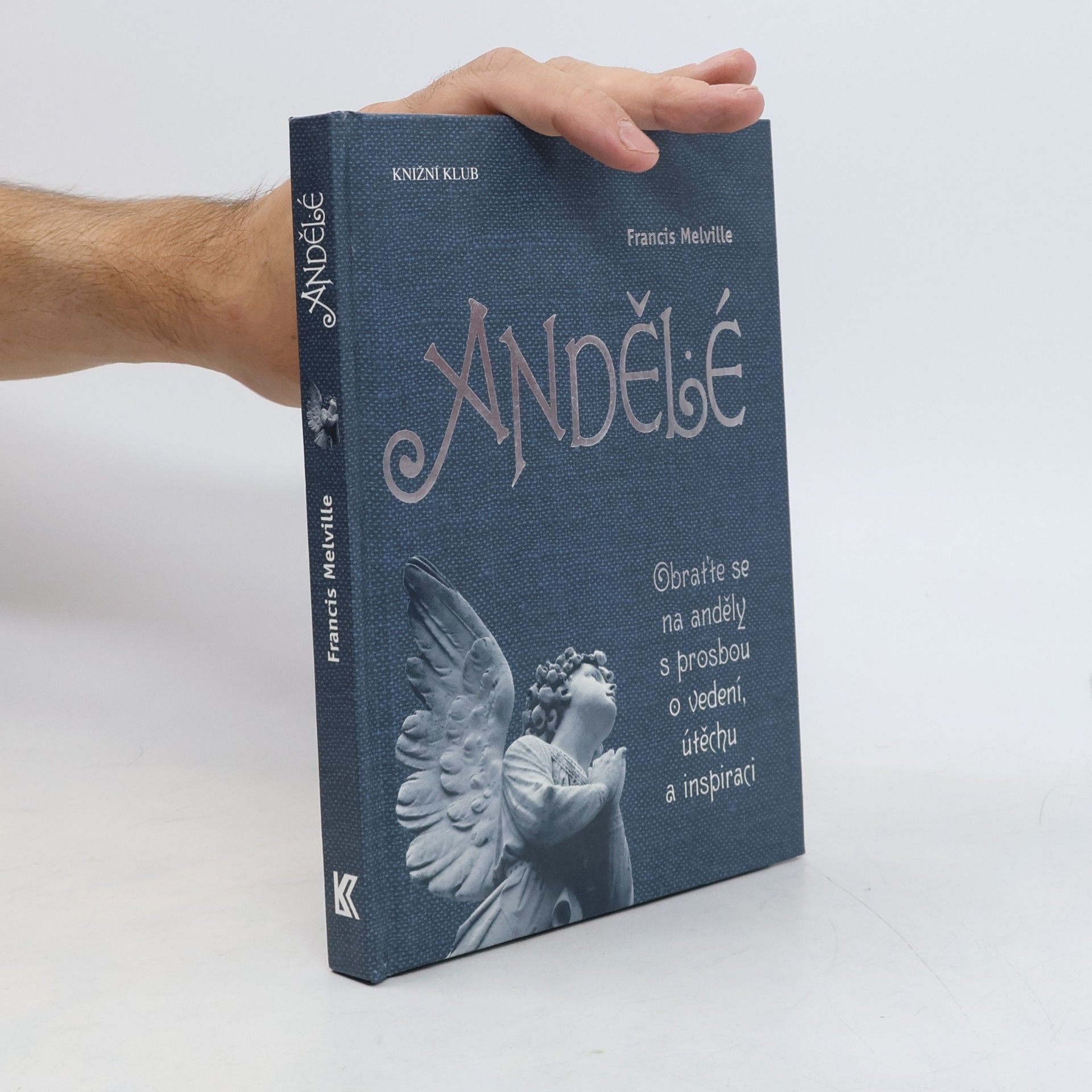 Andělé