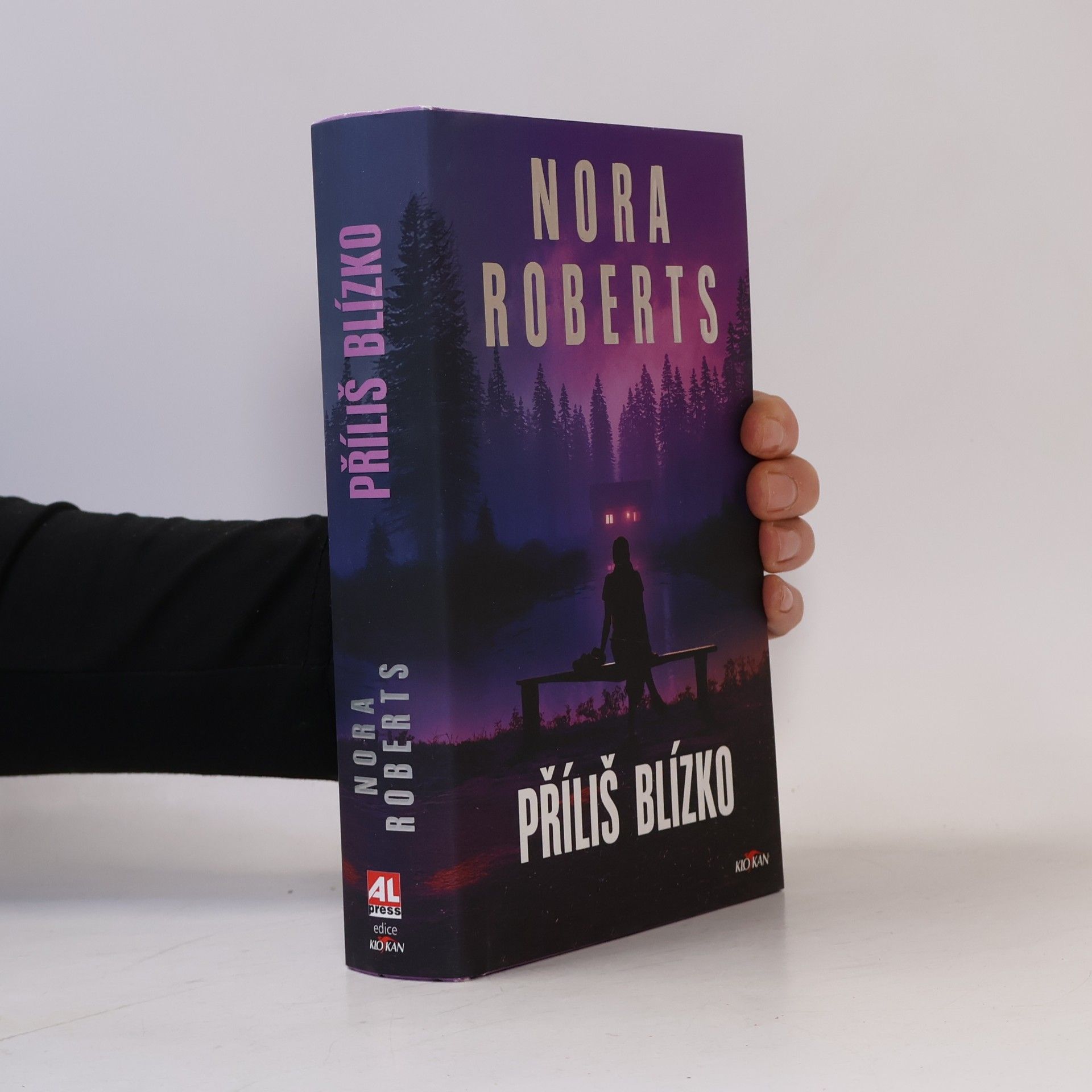 Nora Roberts Příliš blízko