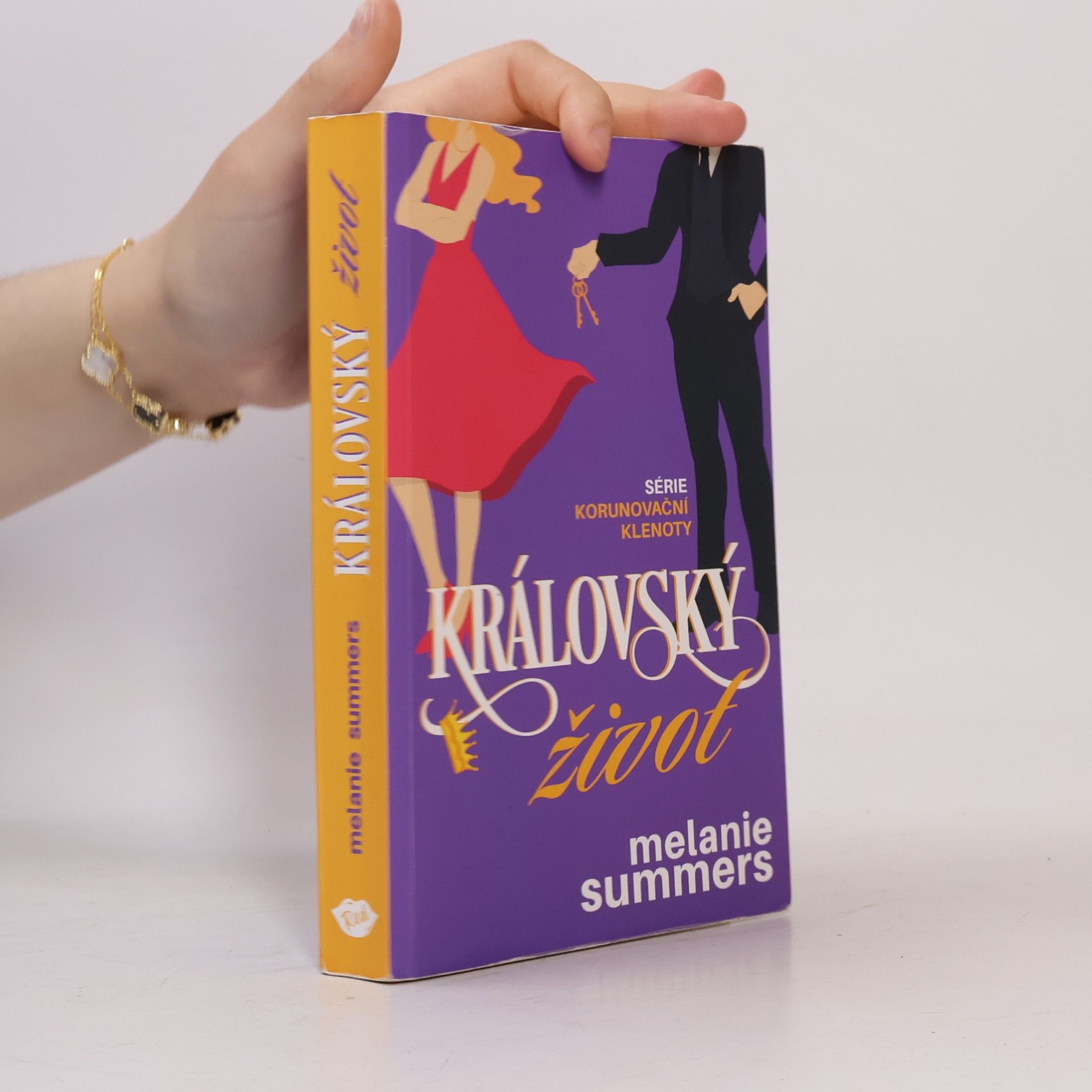 M. J. Summers Královský život