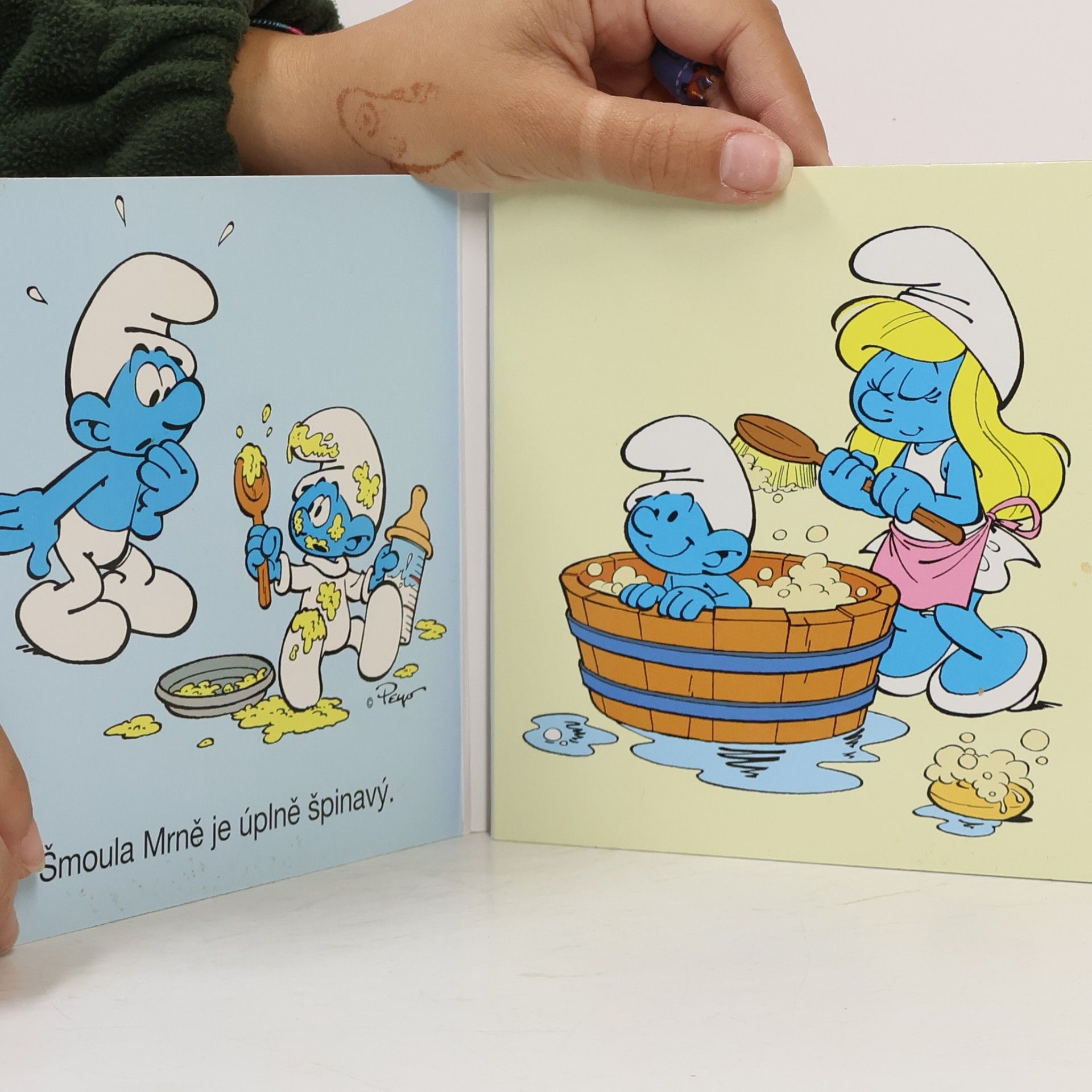 Peyo Šmoula Mrně - Koupání