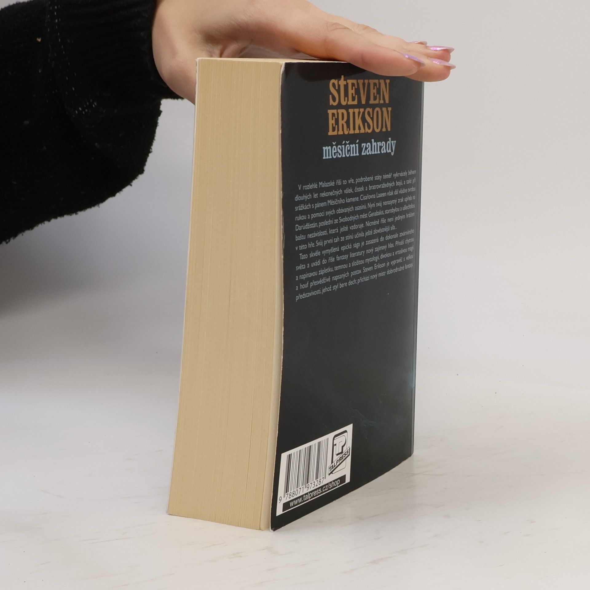 Steven Erikson Měsíční zahrady