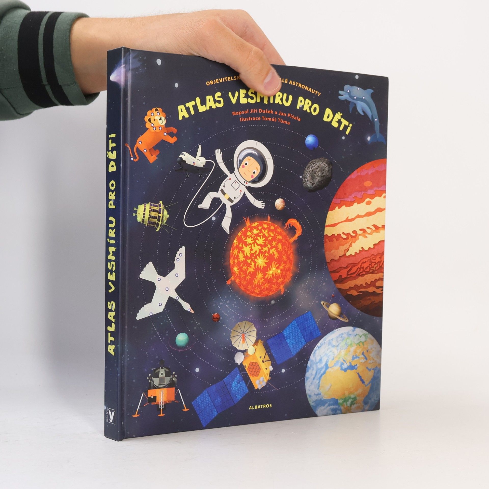 Atlas vesmíru pro děti. Objevitelská cesta pro malé astronauty
