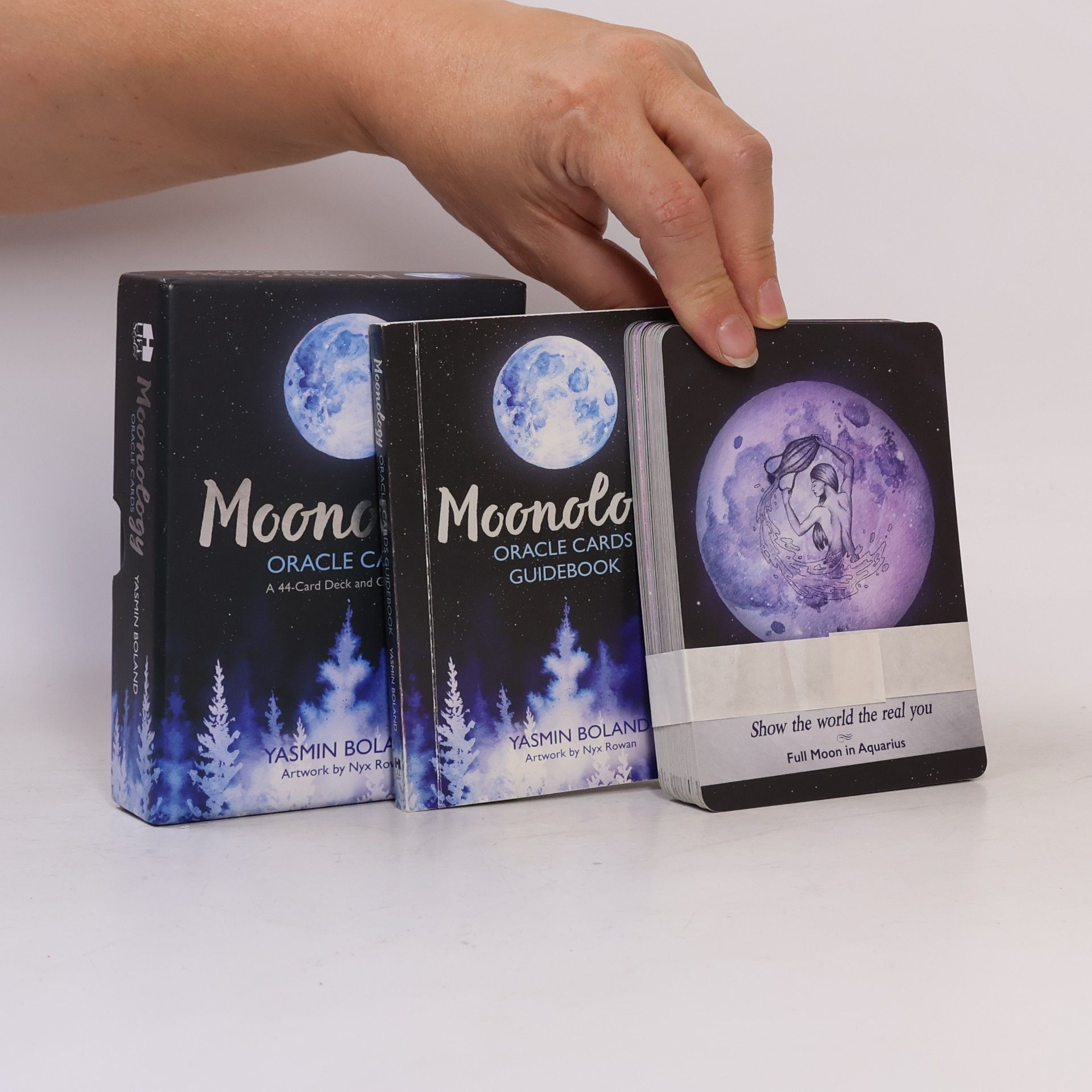 Yasmin Boland Moonology Oracle Cards