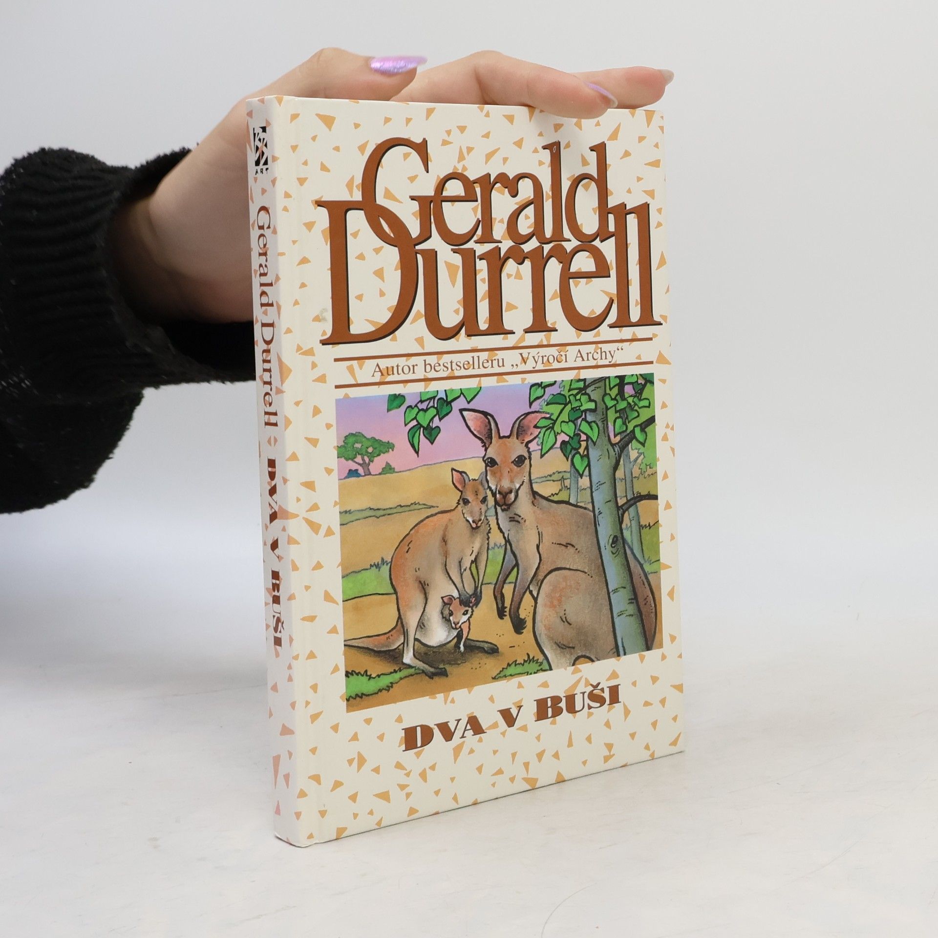 Gerald Durrell Dva v buši