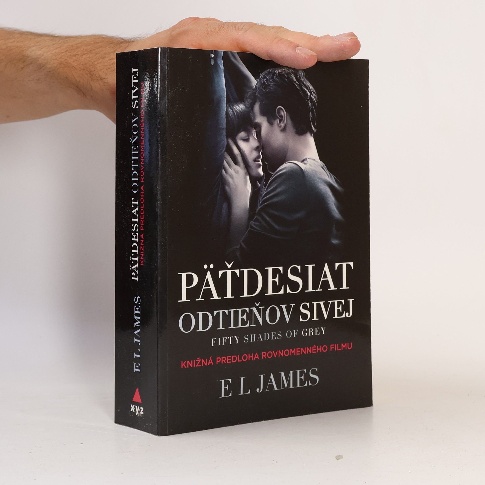 Päťdesiat odtieňov sivej