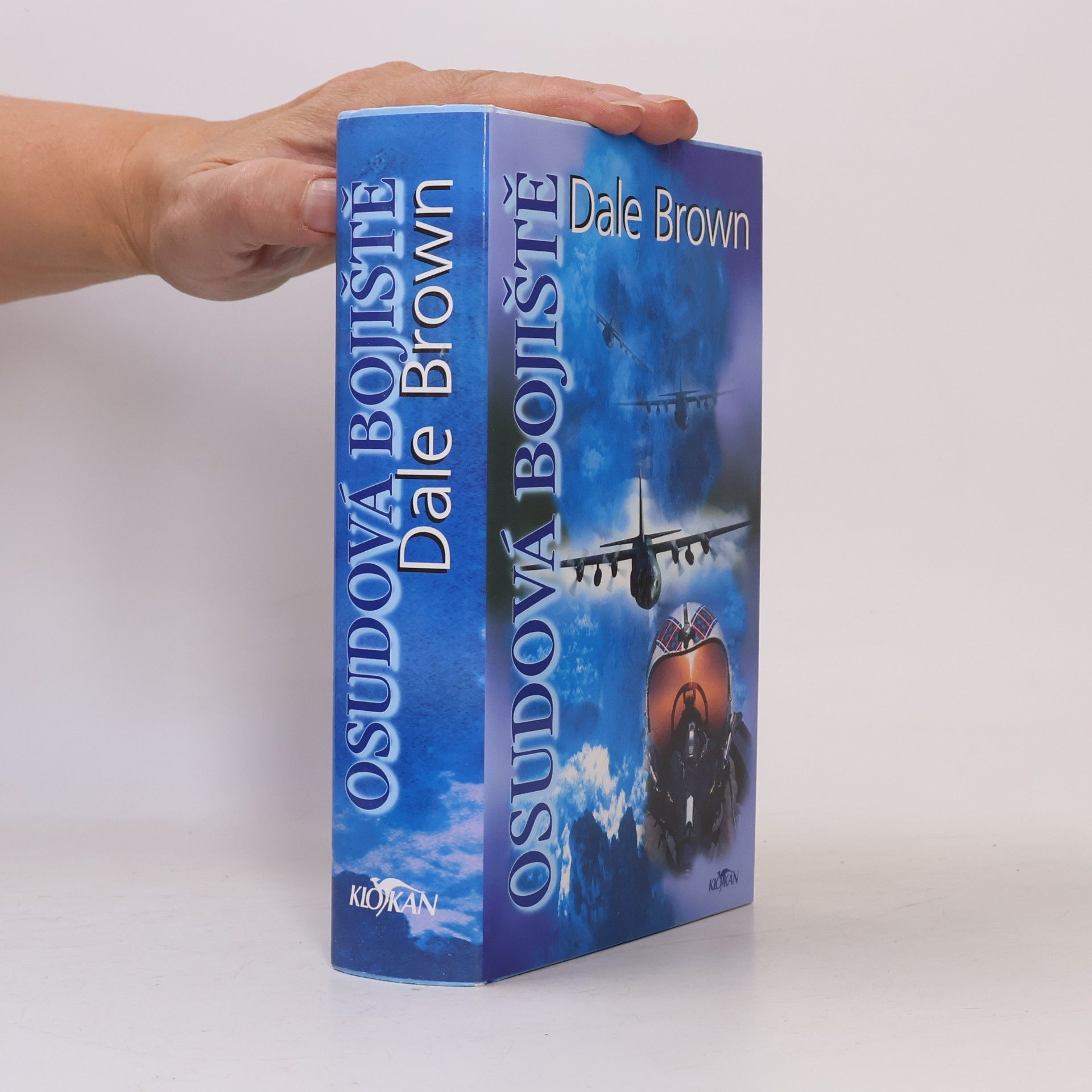 Dale Brown Osudová bojiště