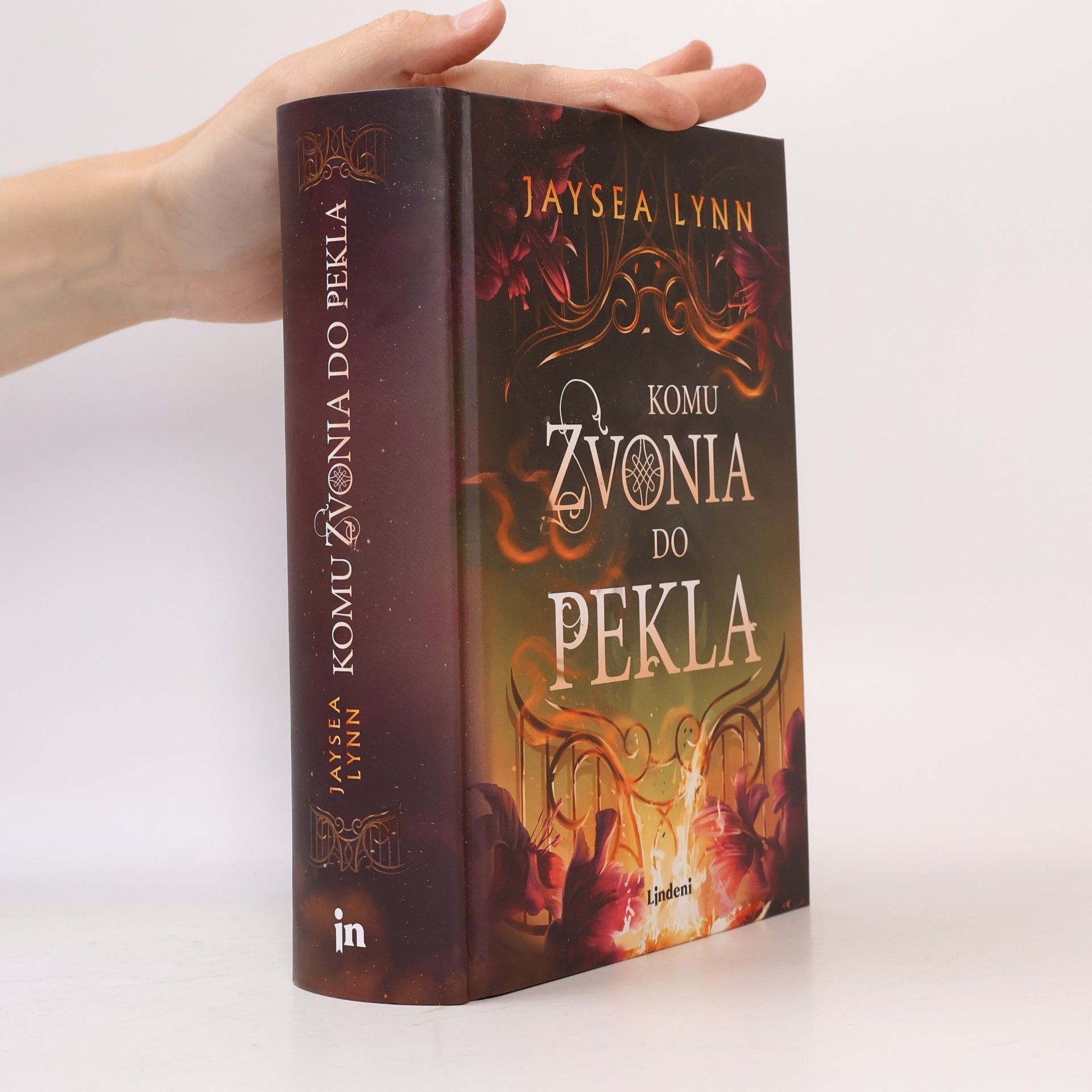 Jaysea Lynn Komu zvonia do pekla