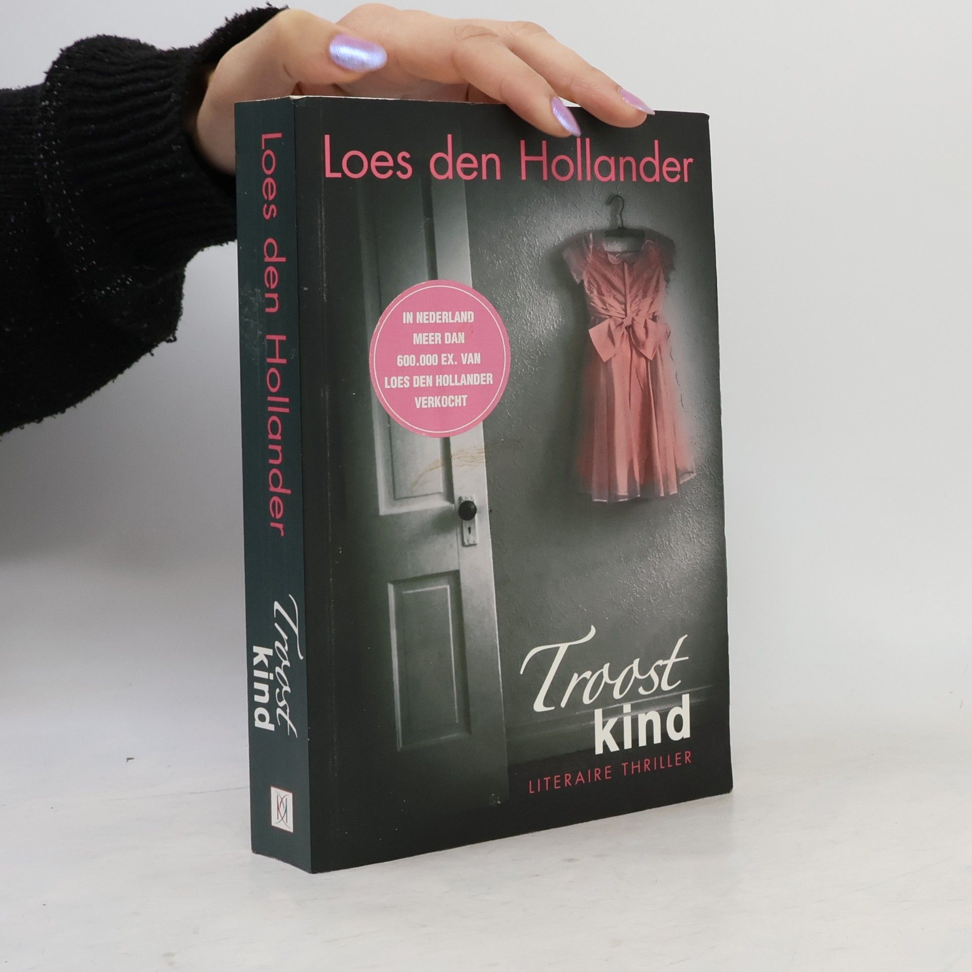 Loes den Hollander Troostkind