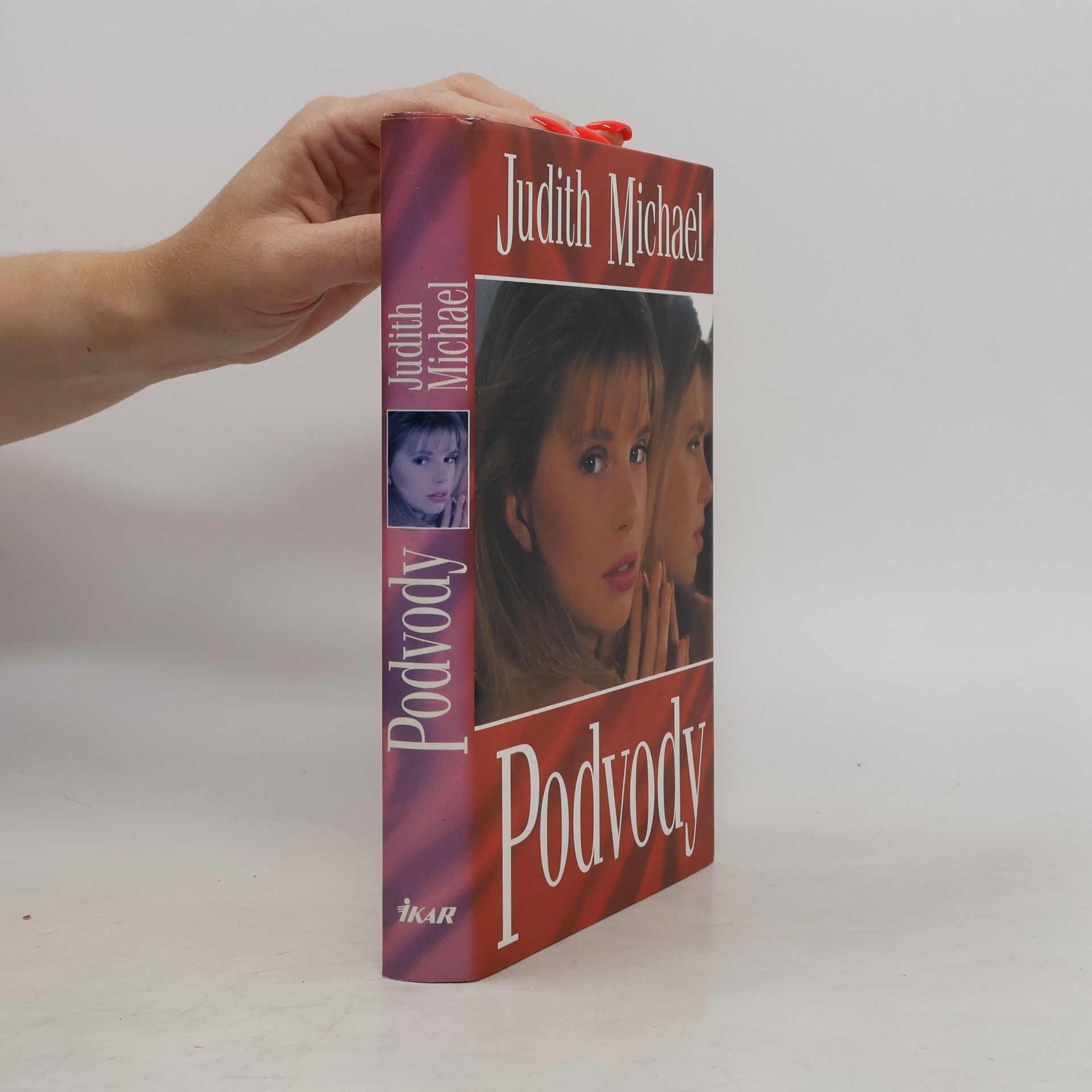 Judith Michael Podvody