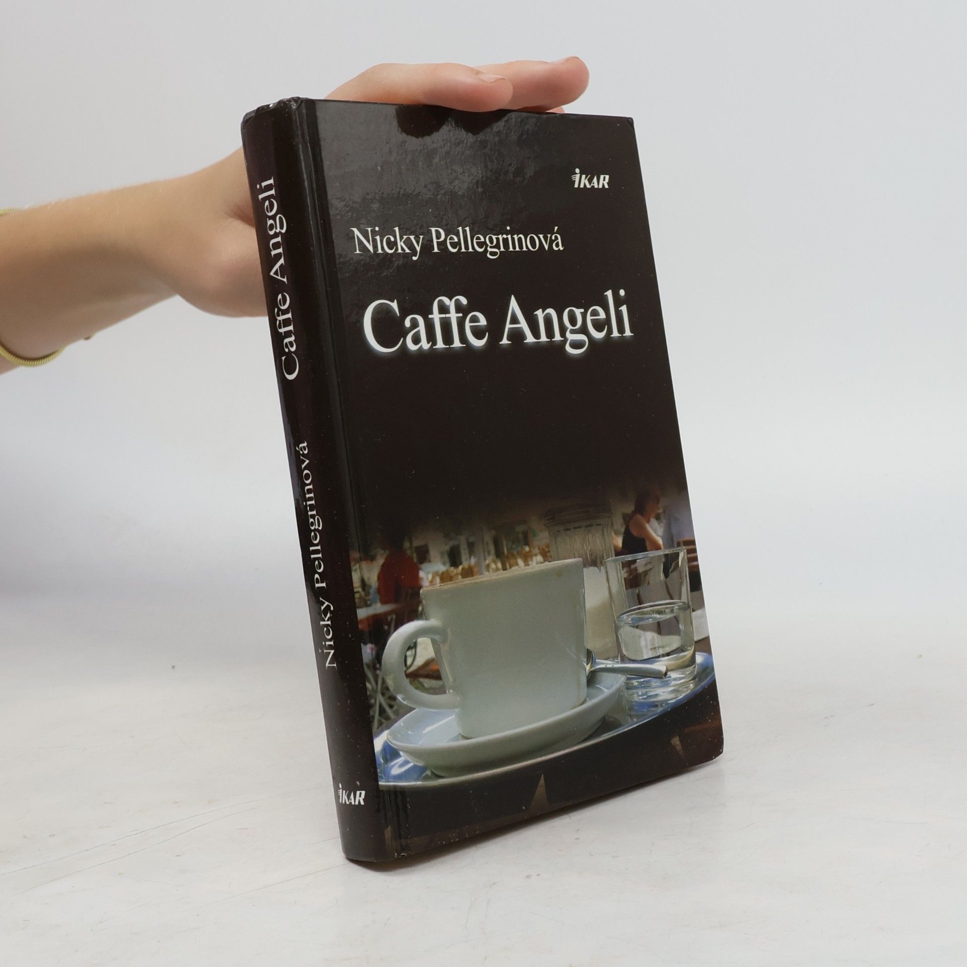 Nicky Pellegrino Caffe Angeli
