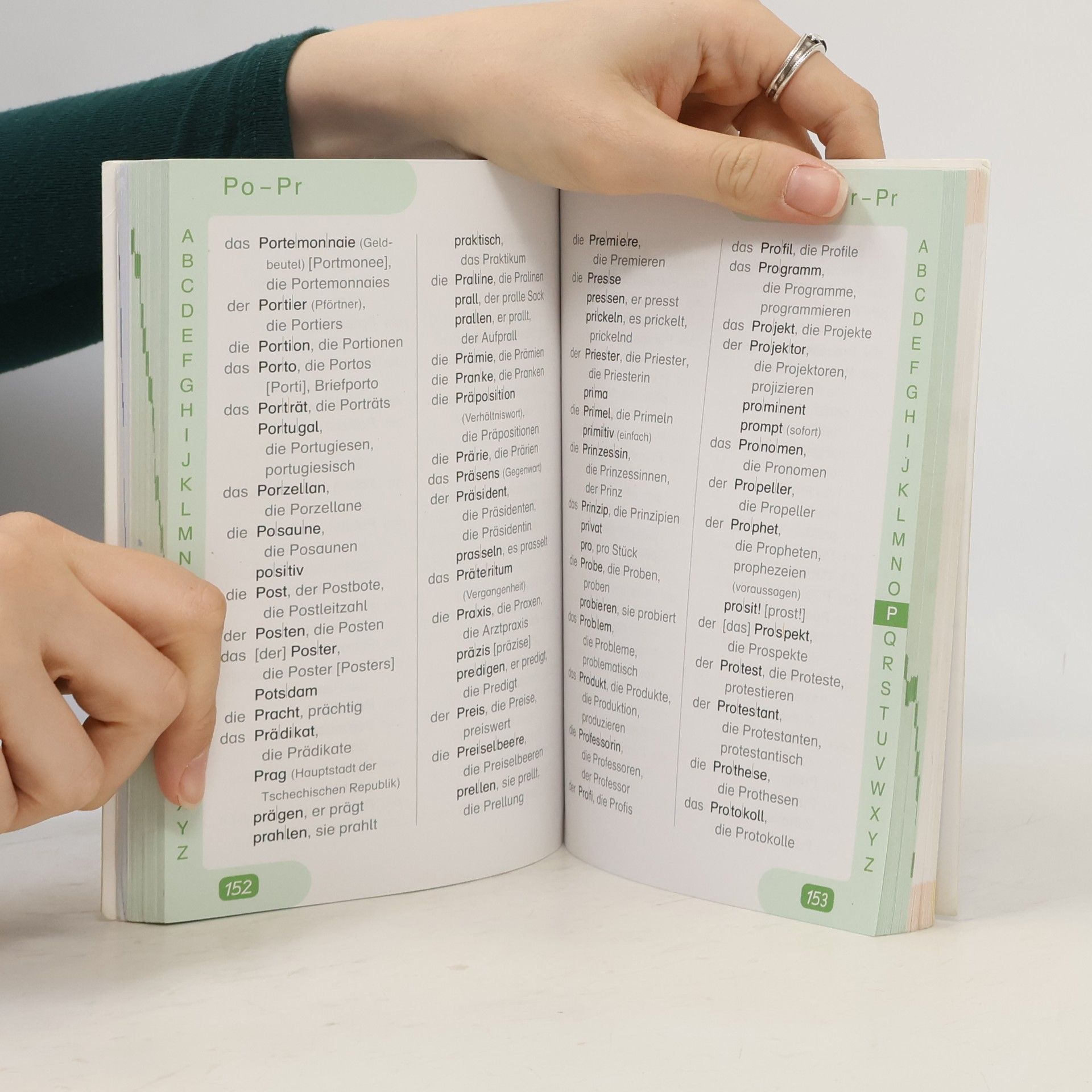Wörterbuch für die Grundschule - mit Englischteil