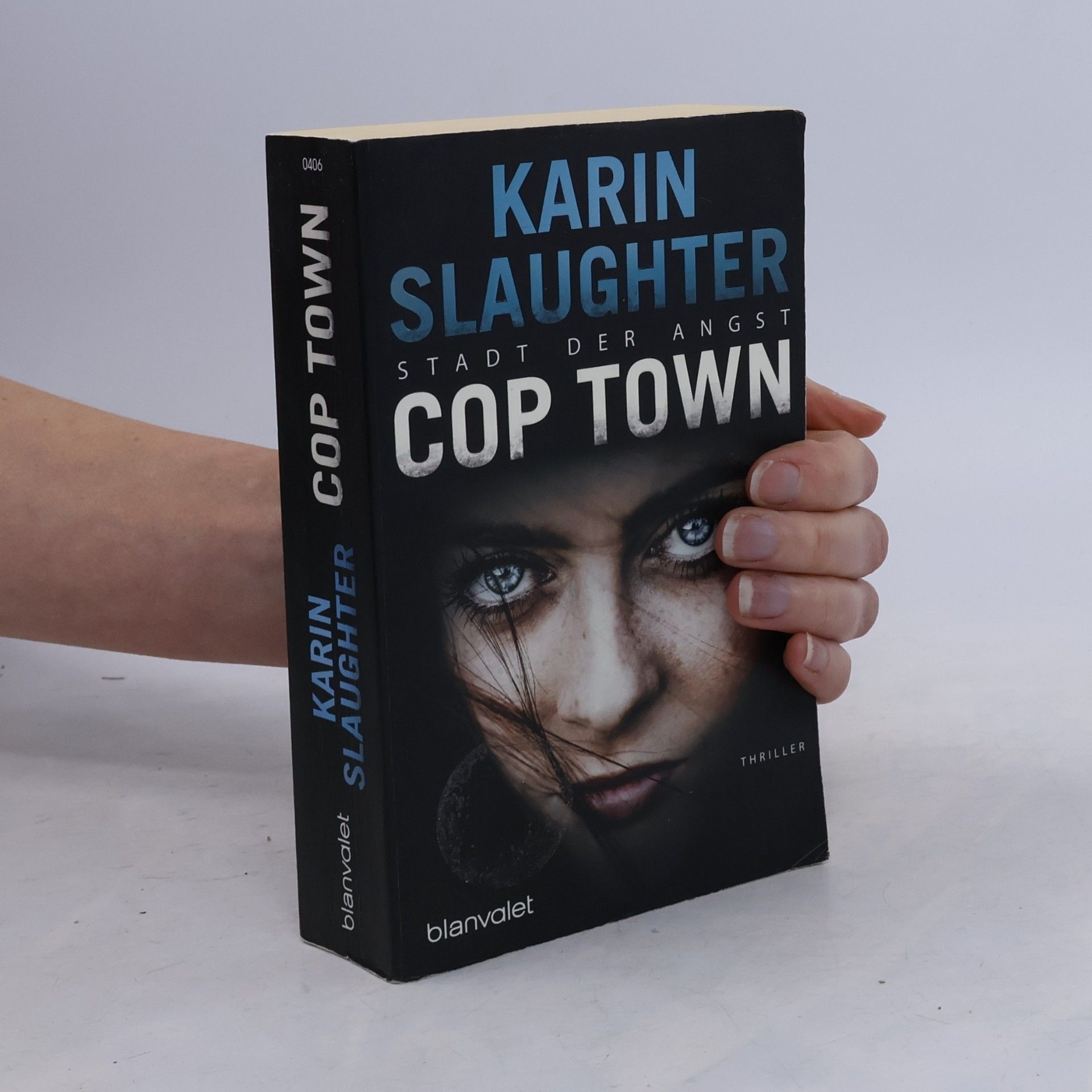 Karin Slaughter Cop Town