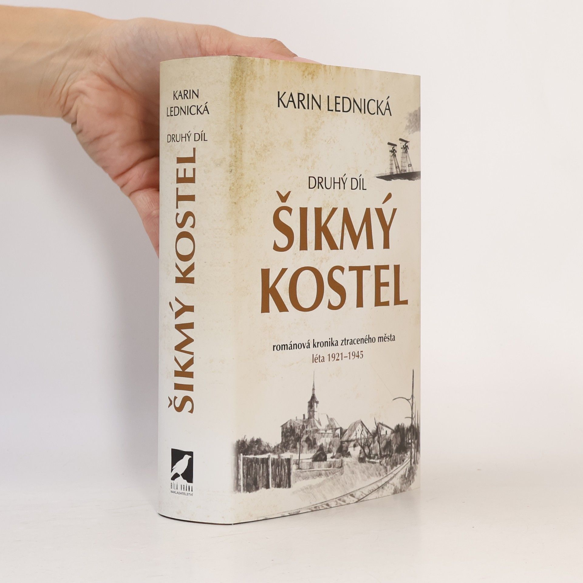 Karin Lednická Šikmý kostel 2