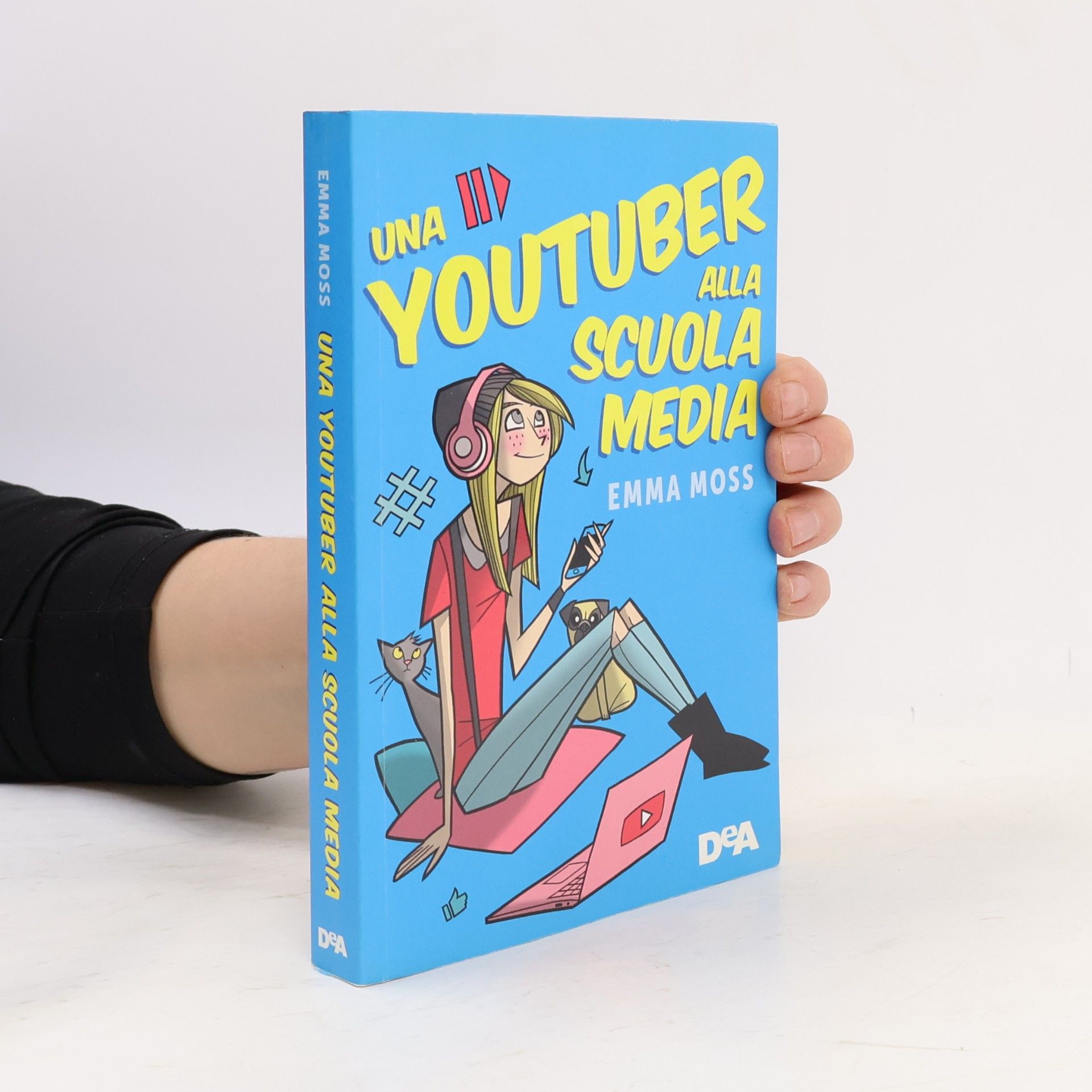 Una youtuber alla scuola media