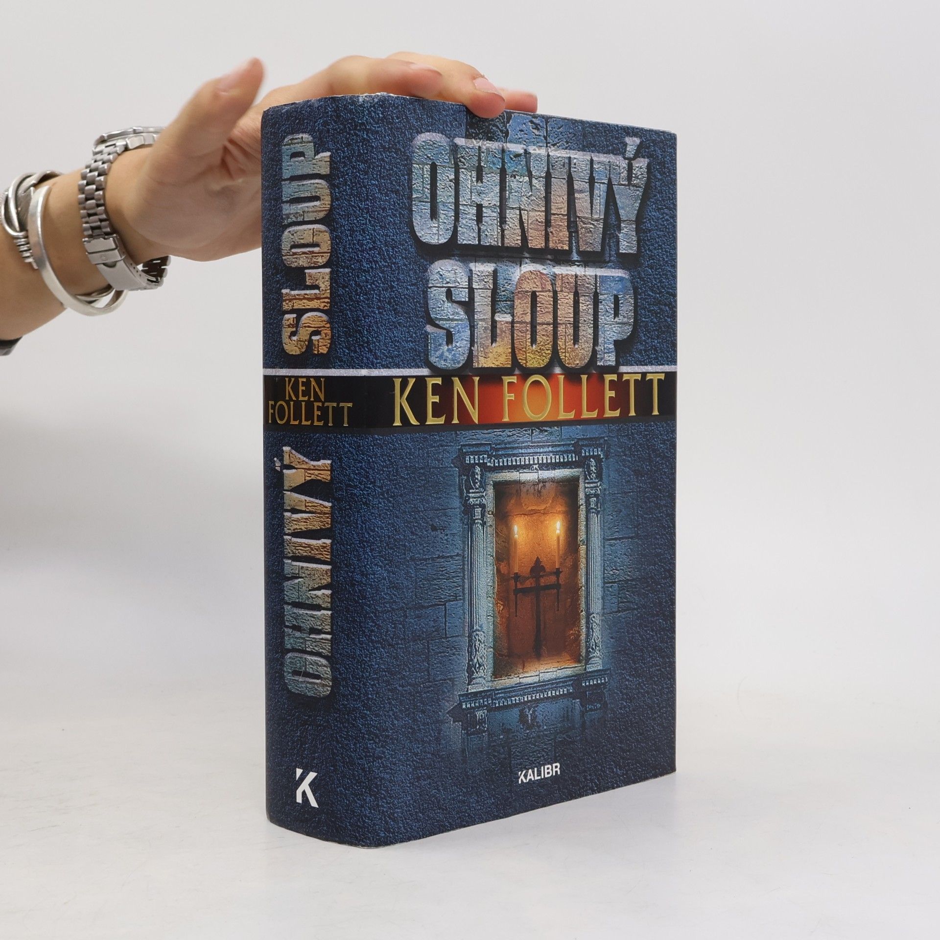 Ken Follett Ohnivý sloup
