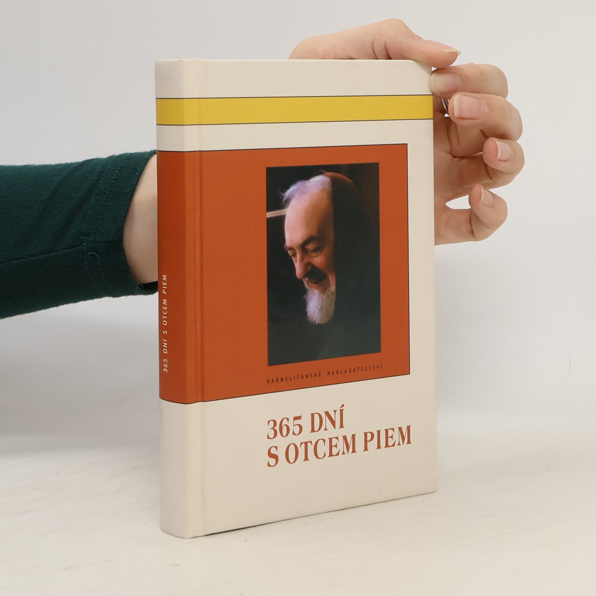 365 dní s otcem Piem
