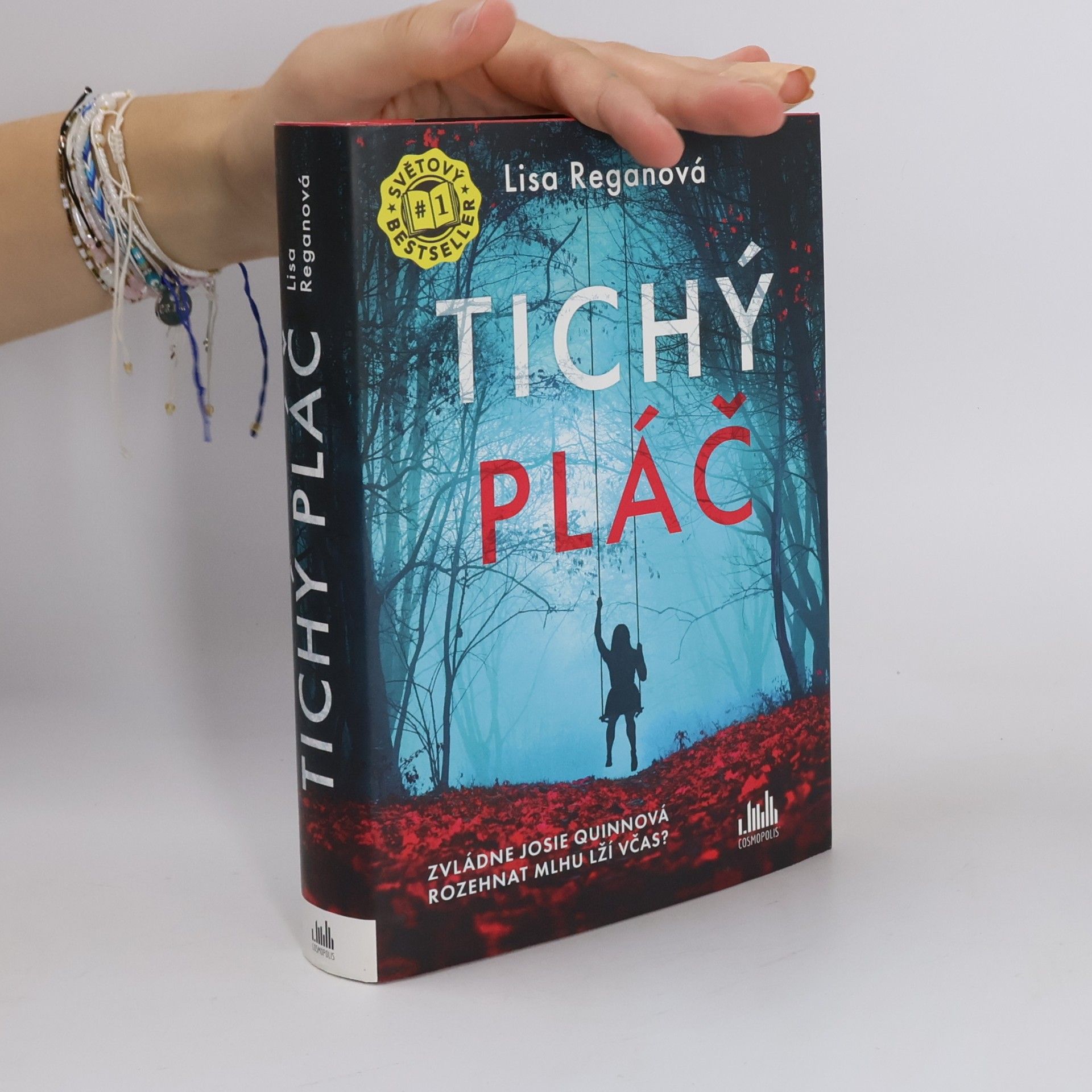 Lisa Regan Tichý pláč