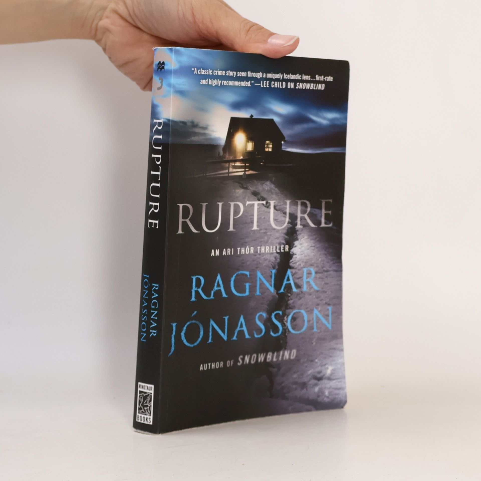 Rupture: An Ari Thor Thriller