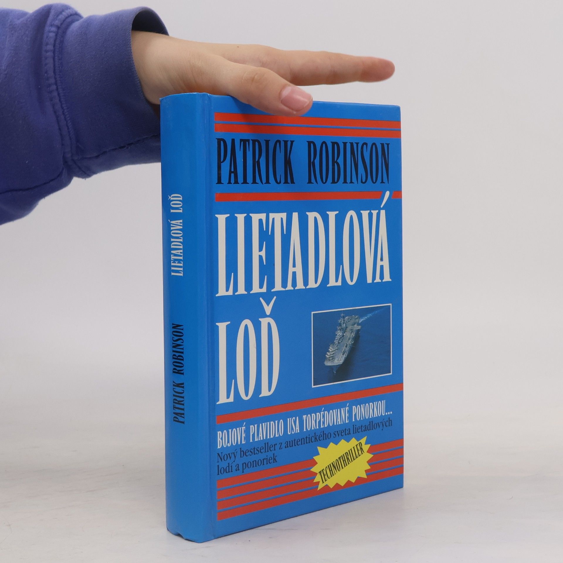 Patrick Robinson Lietadlová loď