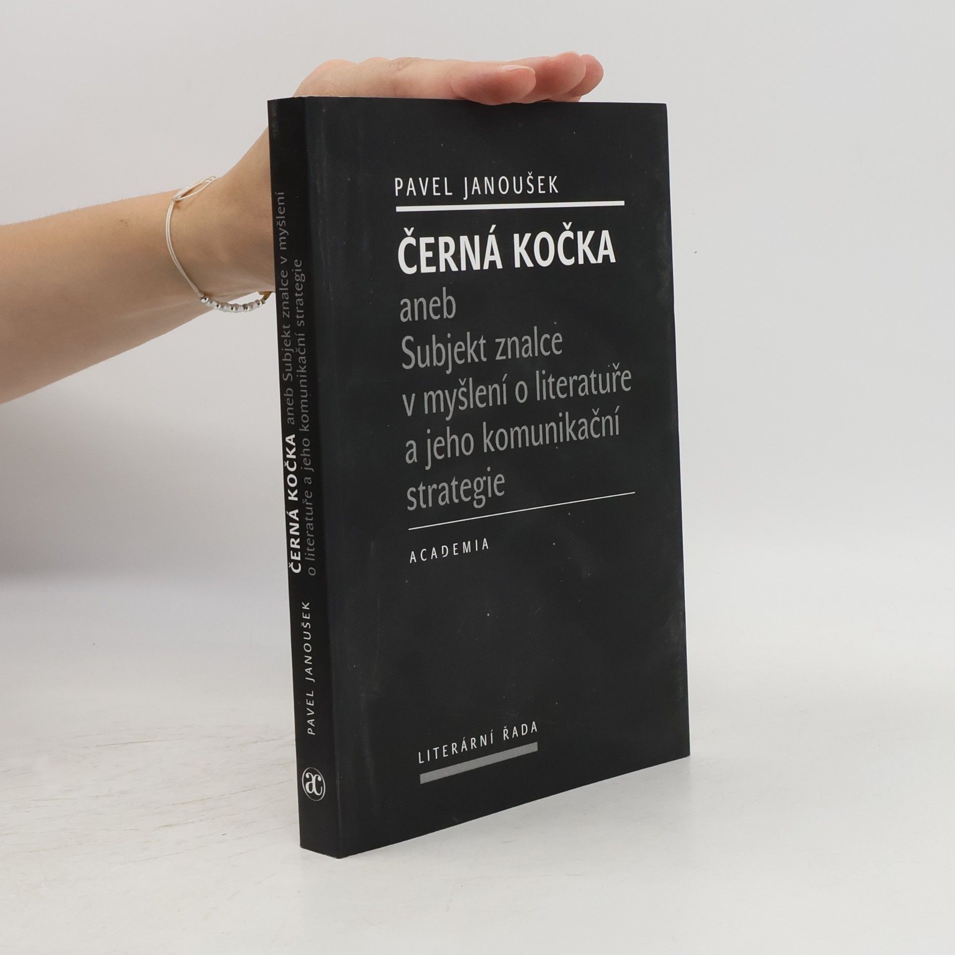 Černá kočka aneb Subjekt znalce v myšlení o literatuře a jeho komunikační strategie
