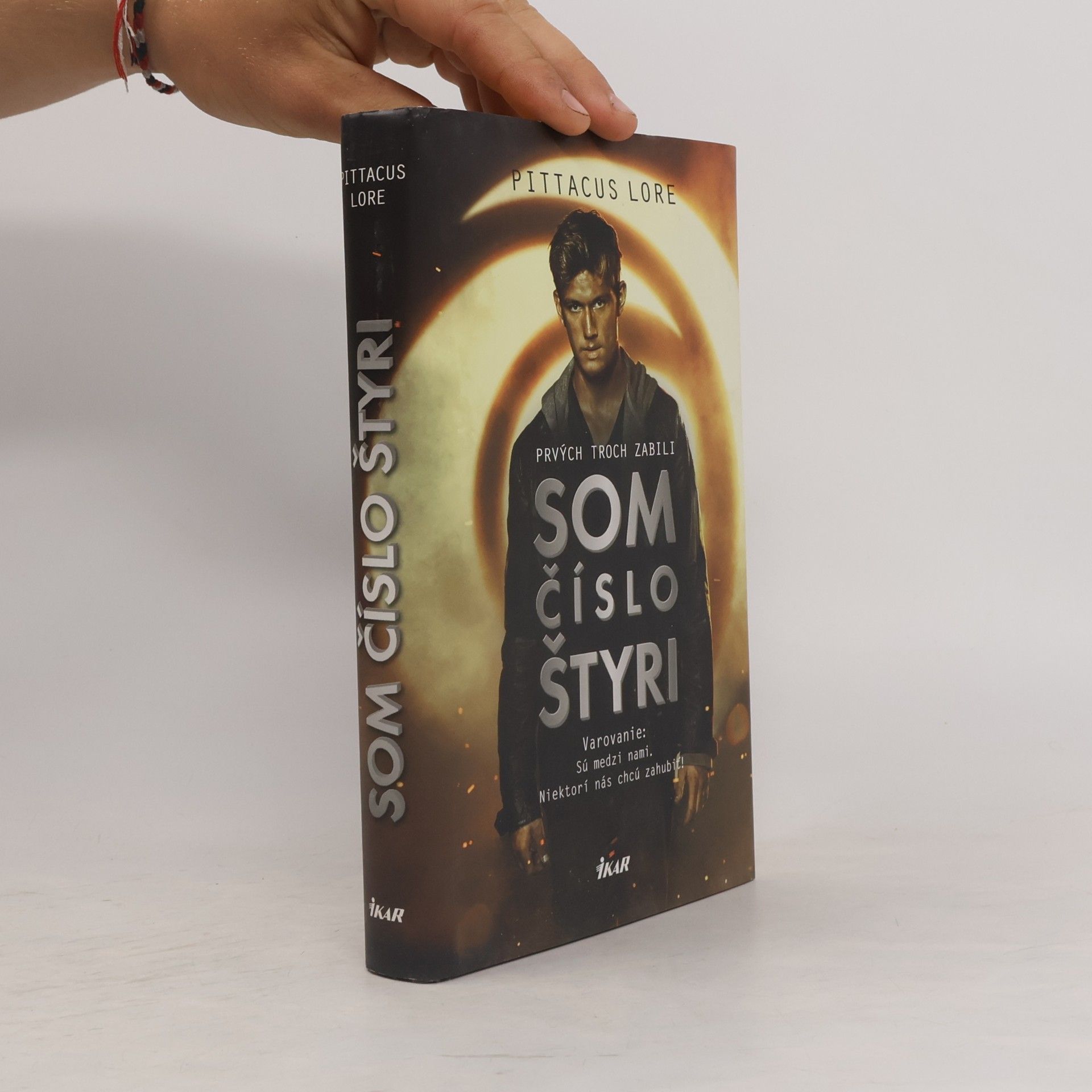 Pittacus Lore Som číslo štyri