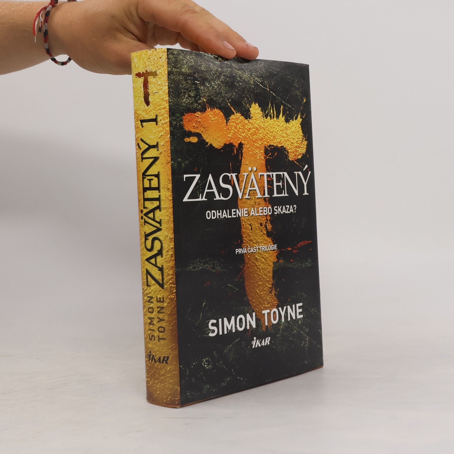 Simon Toyne Zasvätený