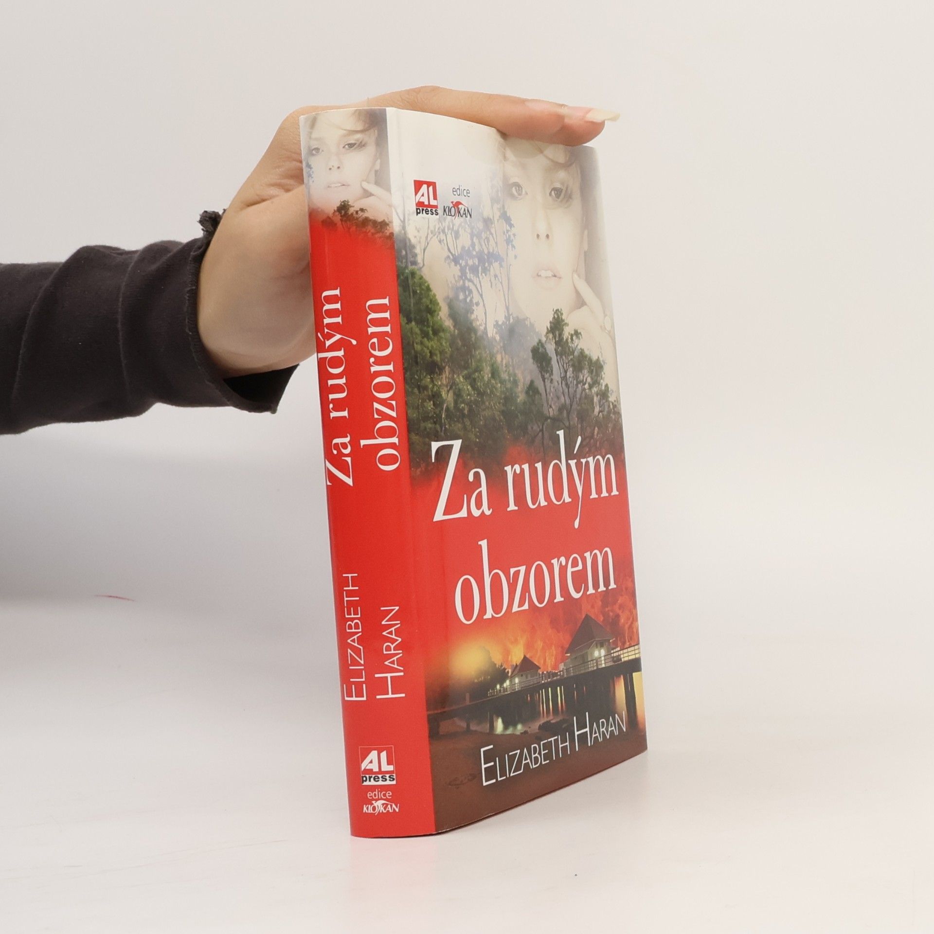 elizabeth haran Za rudým obzorem