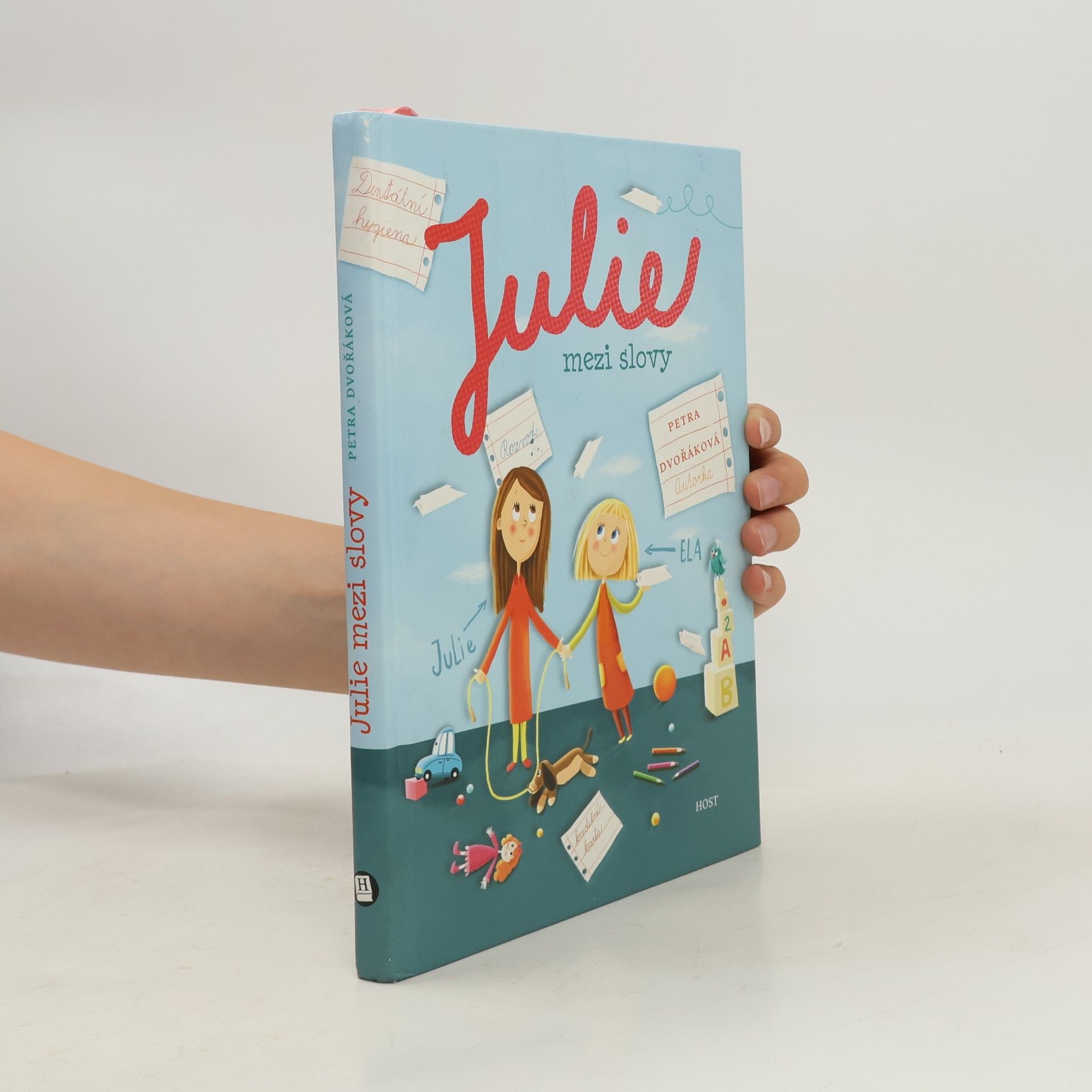 Julie mezi slovy