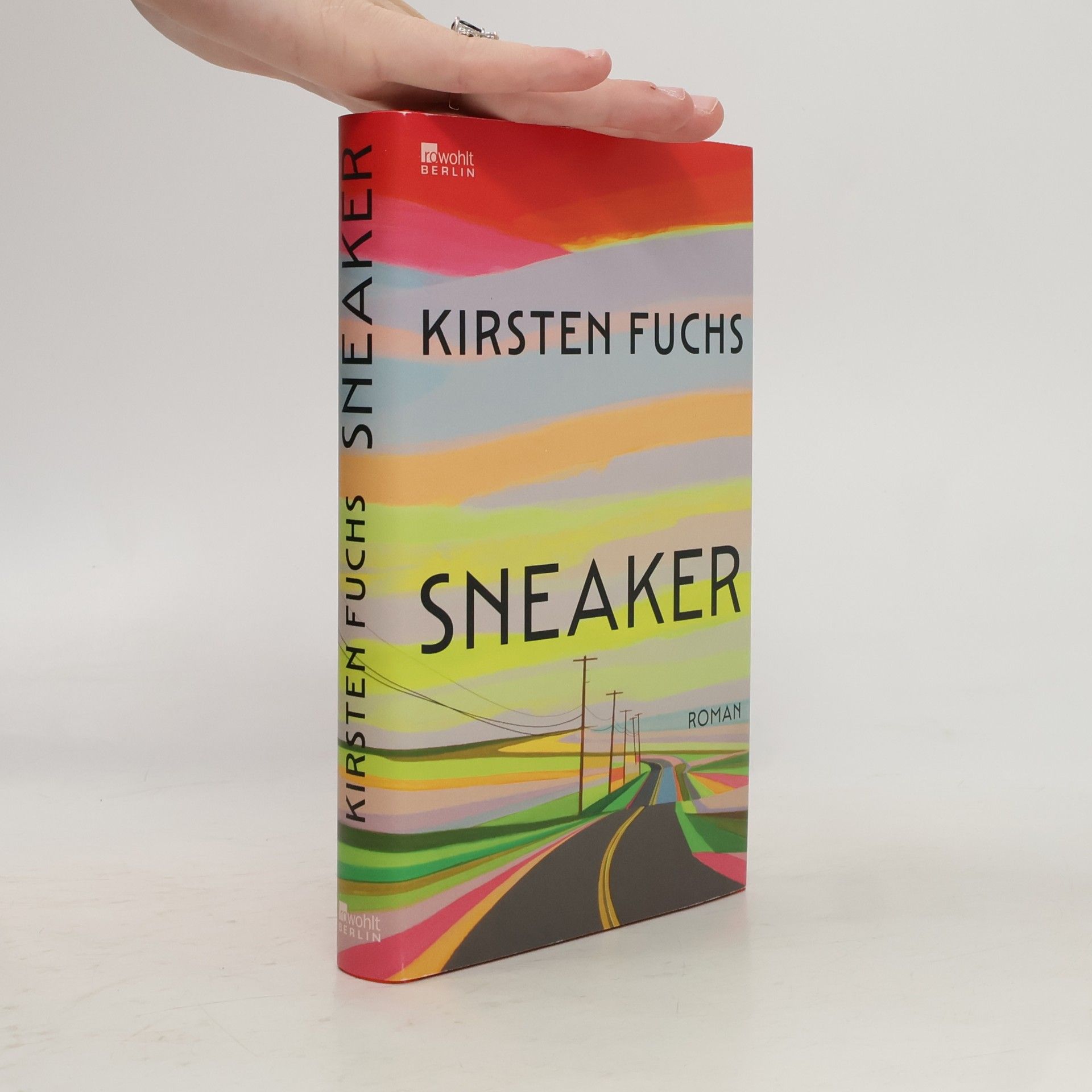 Fuchs, Kirsten Sneaker: "Diese Sprache produziert eine Energie und eine Lebendigkeit, die in der deutschen Gegenwartsliteratur ihresgleichen sucht." Der Spiegel