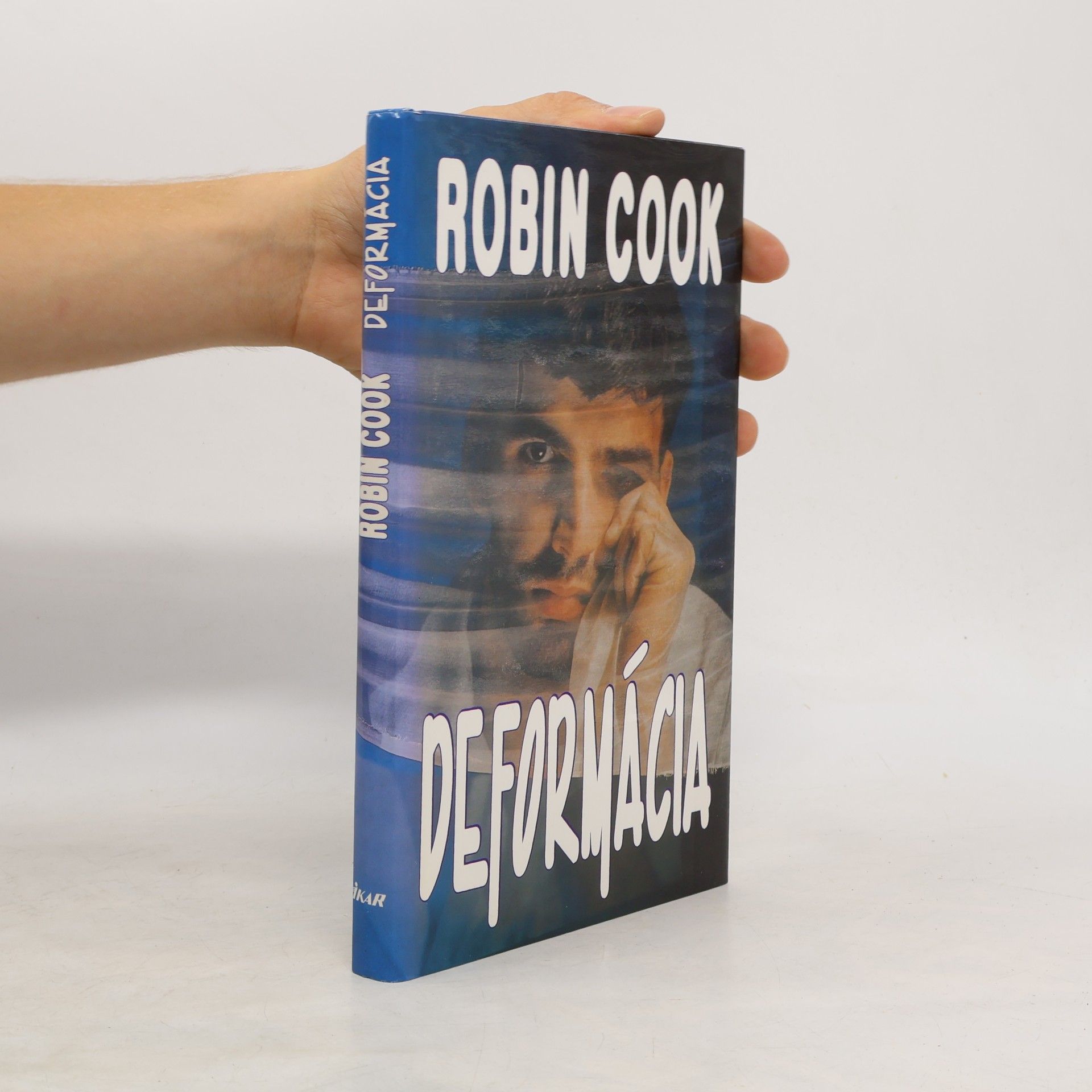 Robin Cook Deformácia