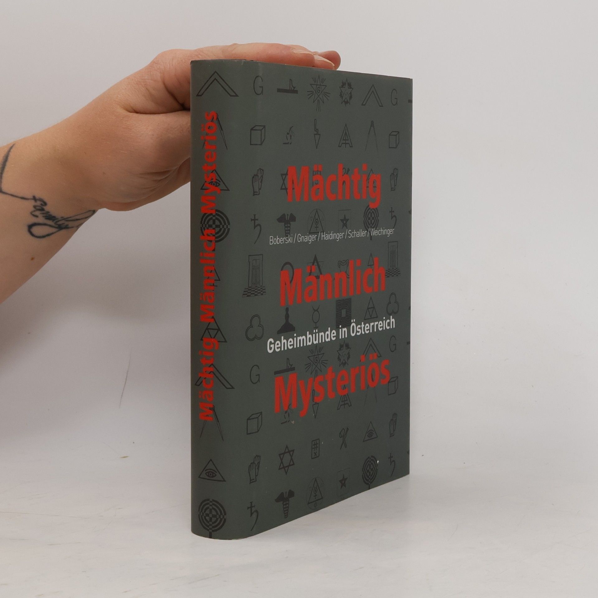 Martin Haidinger Mächtig, männlich, mysteriös