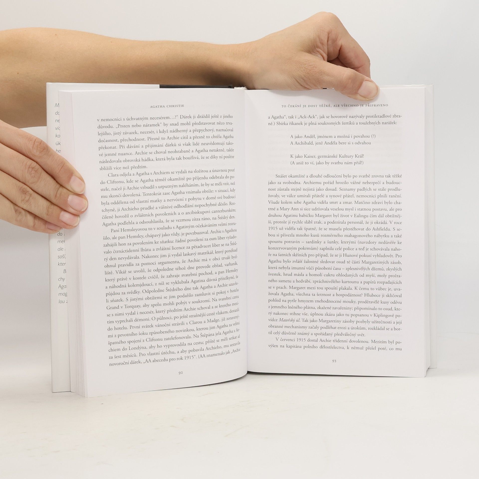 Janet P. Morgan Agatha Christie: Životopis