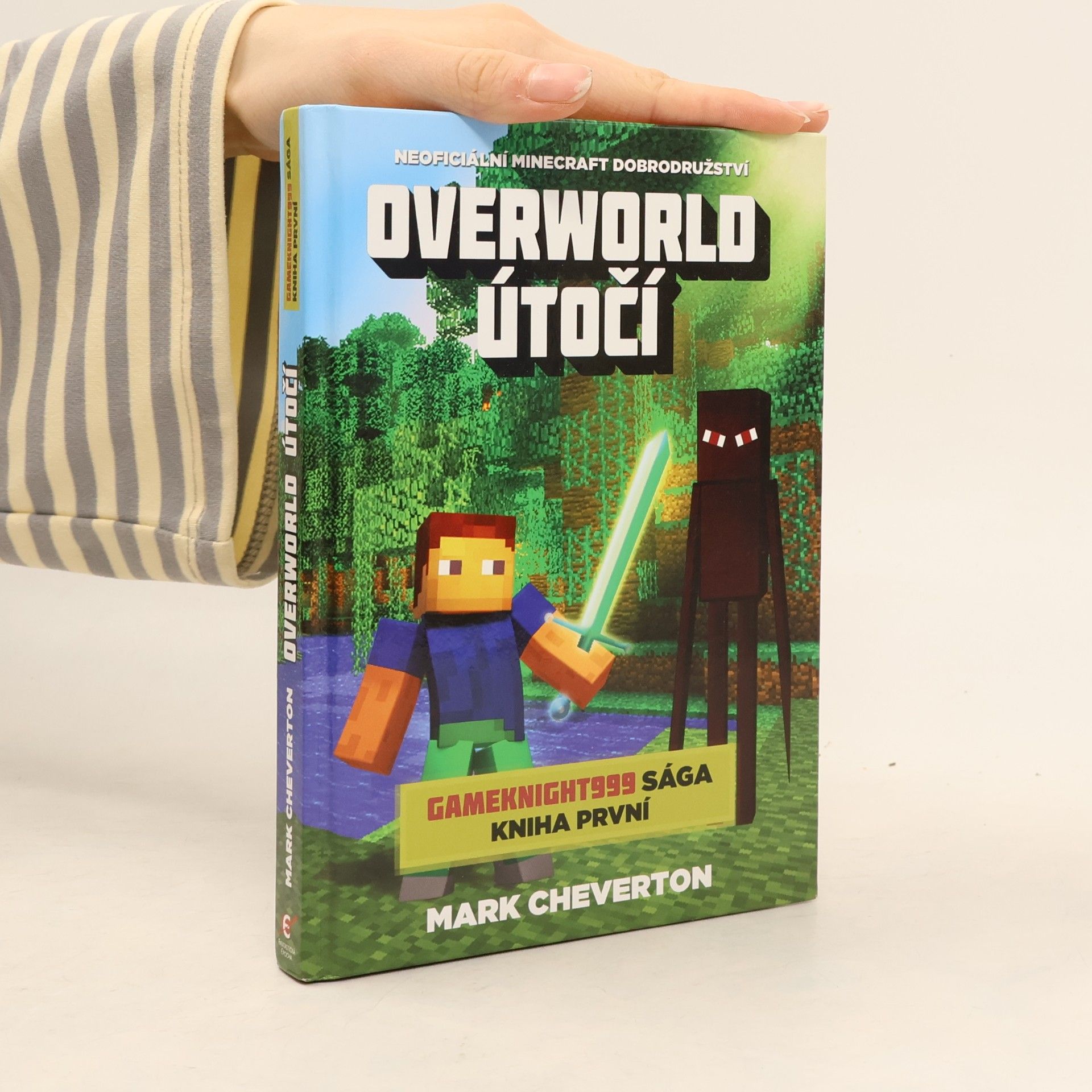 Mark Cheverton Overworld útočí
