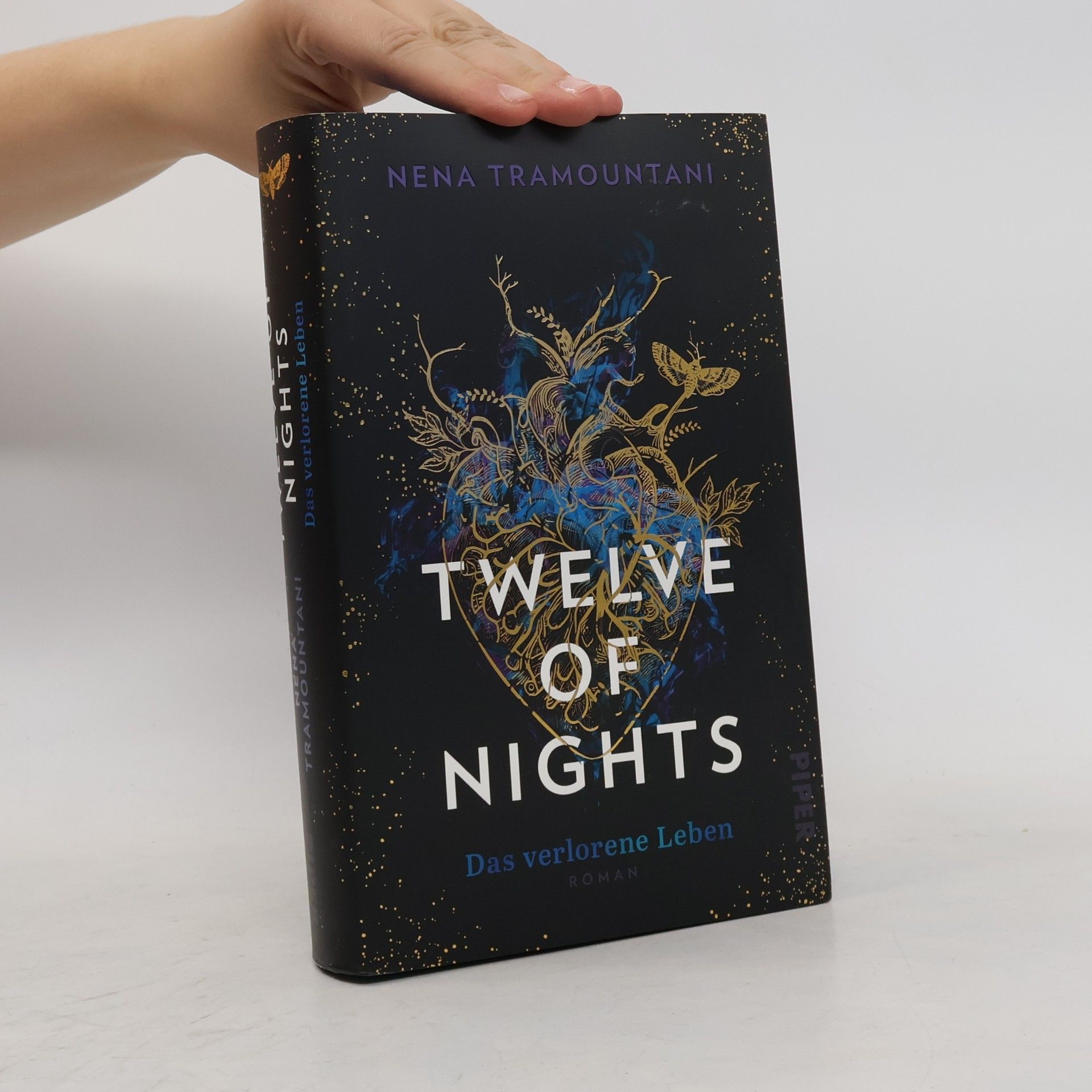 Twelve of Nights – Das verlorene Leben. Roman | Mit limitiertem Farbschnitt | Griechische Legenden treffen auf queere Romantasy