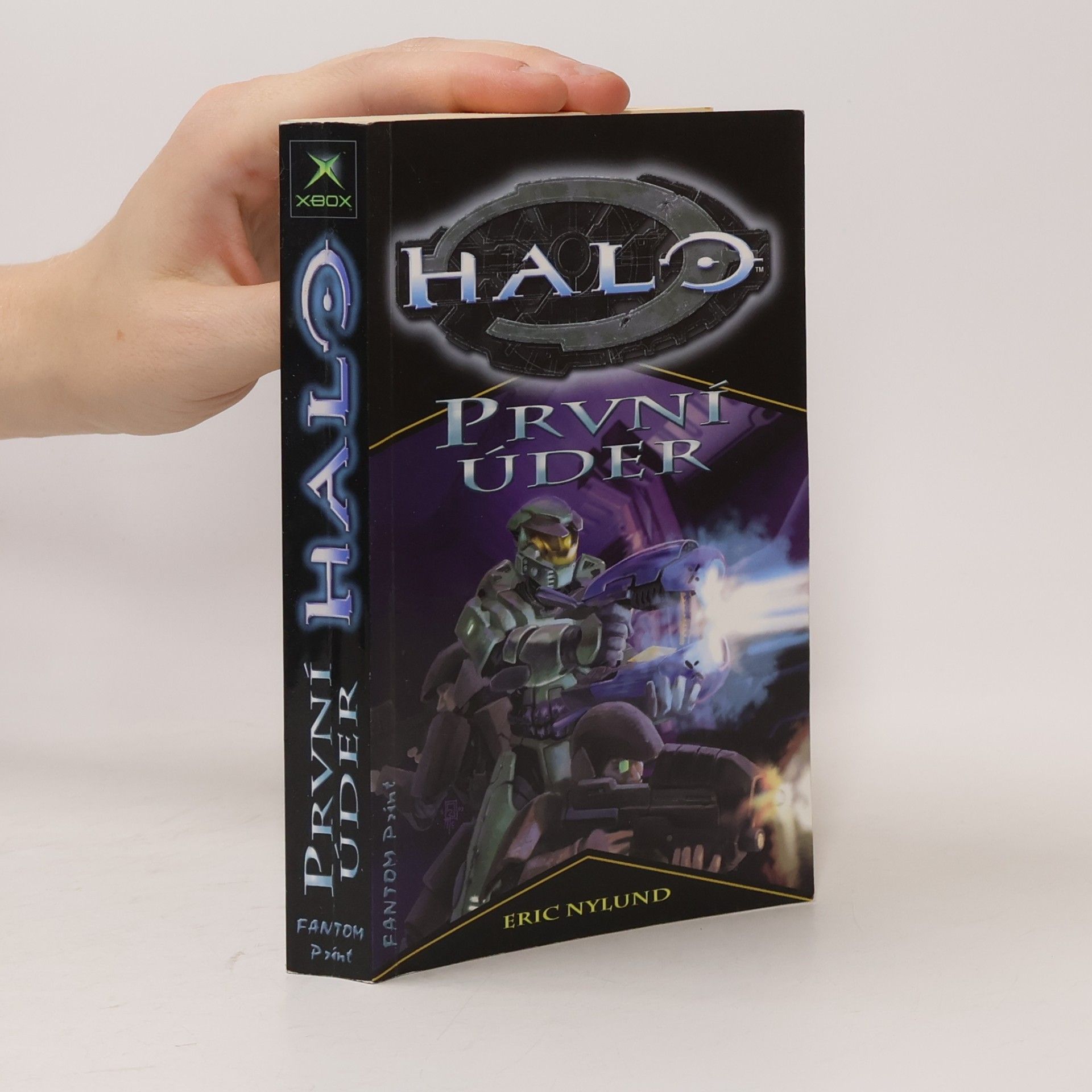 Eric S. Nylund Halo. První úder.